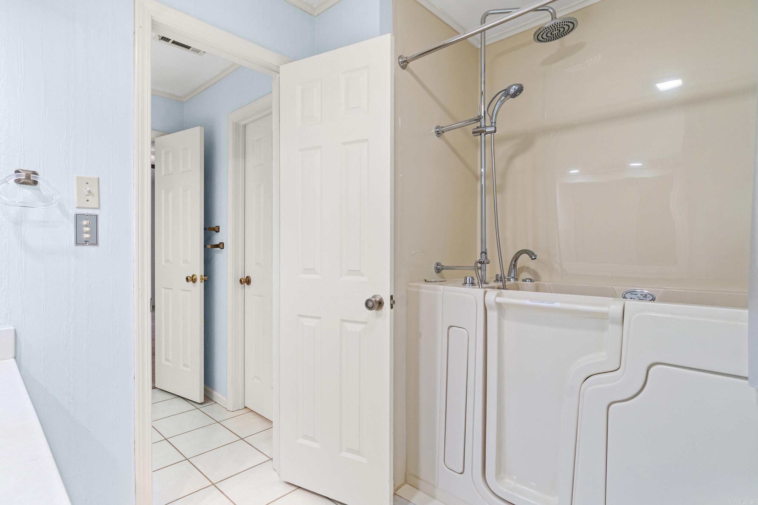 300 Jennifer Ln.  Searcy, AR