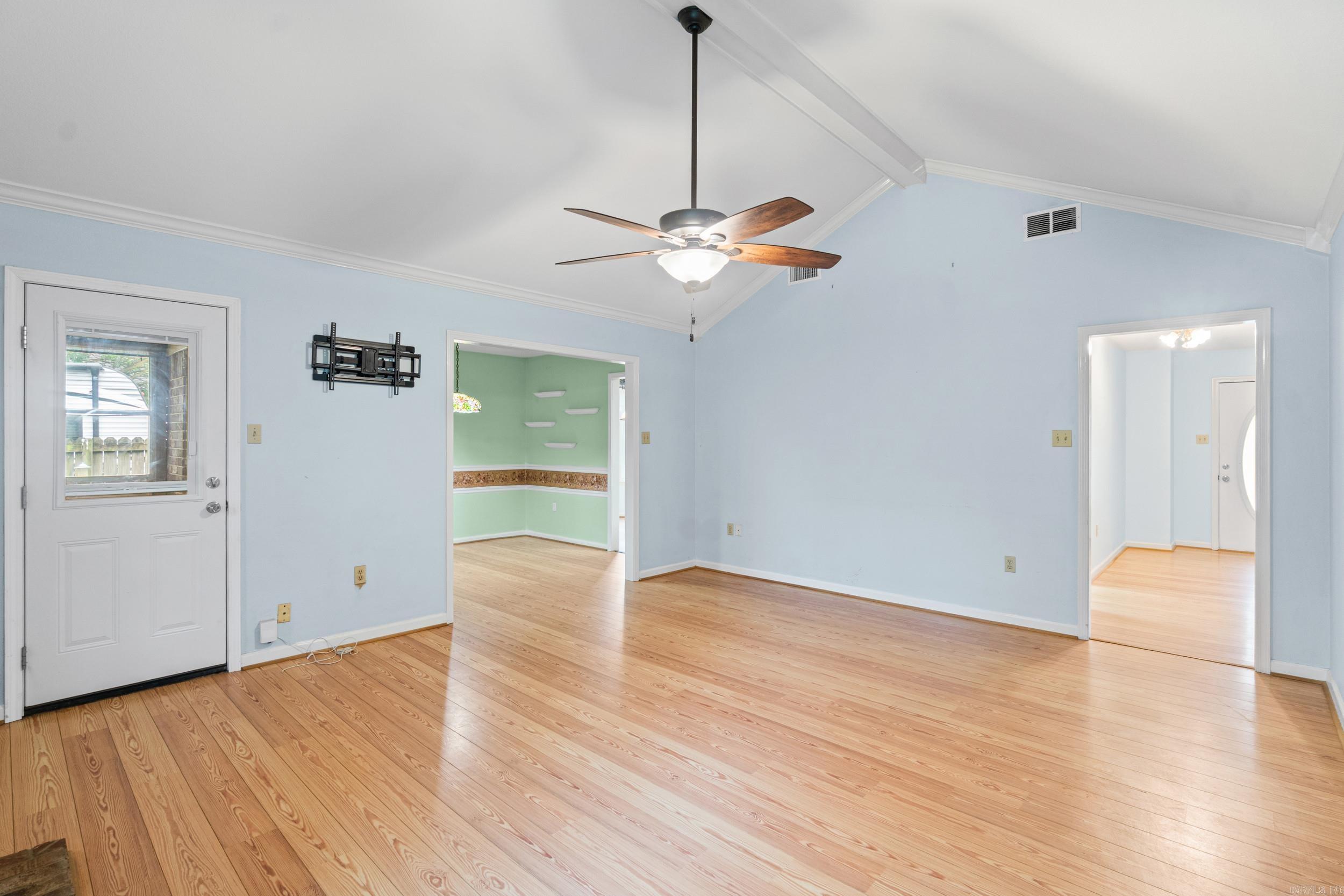 300 Jennifer Ln.  Searcy, AR