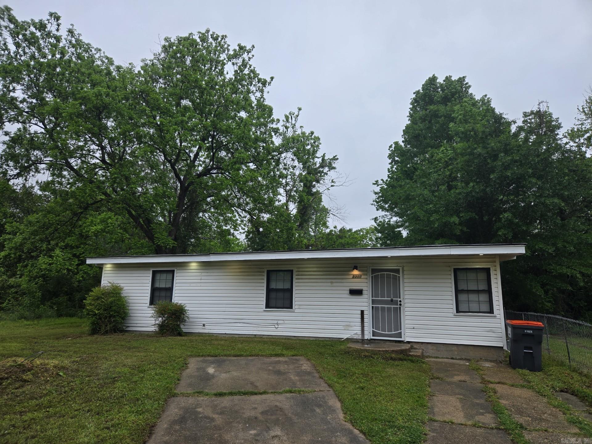 3305 Jonquil  Pine Bluff, AR