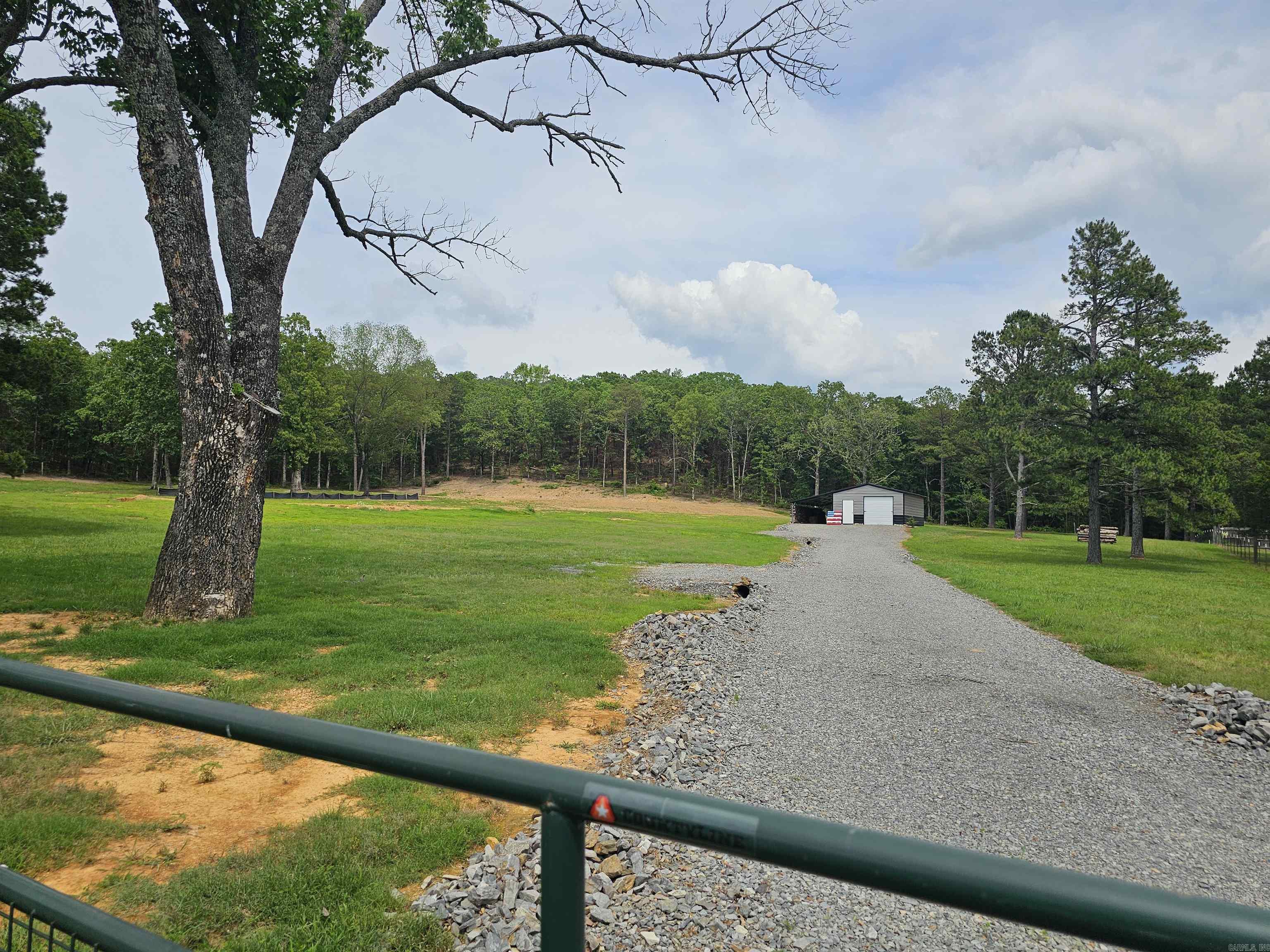 280 Redress  Bee Branch, AR