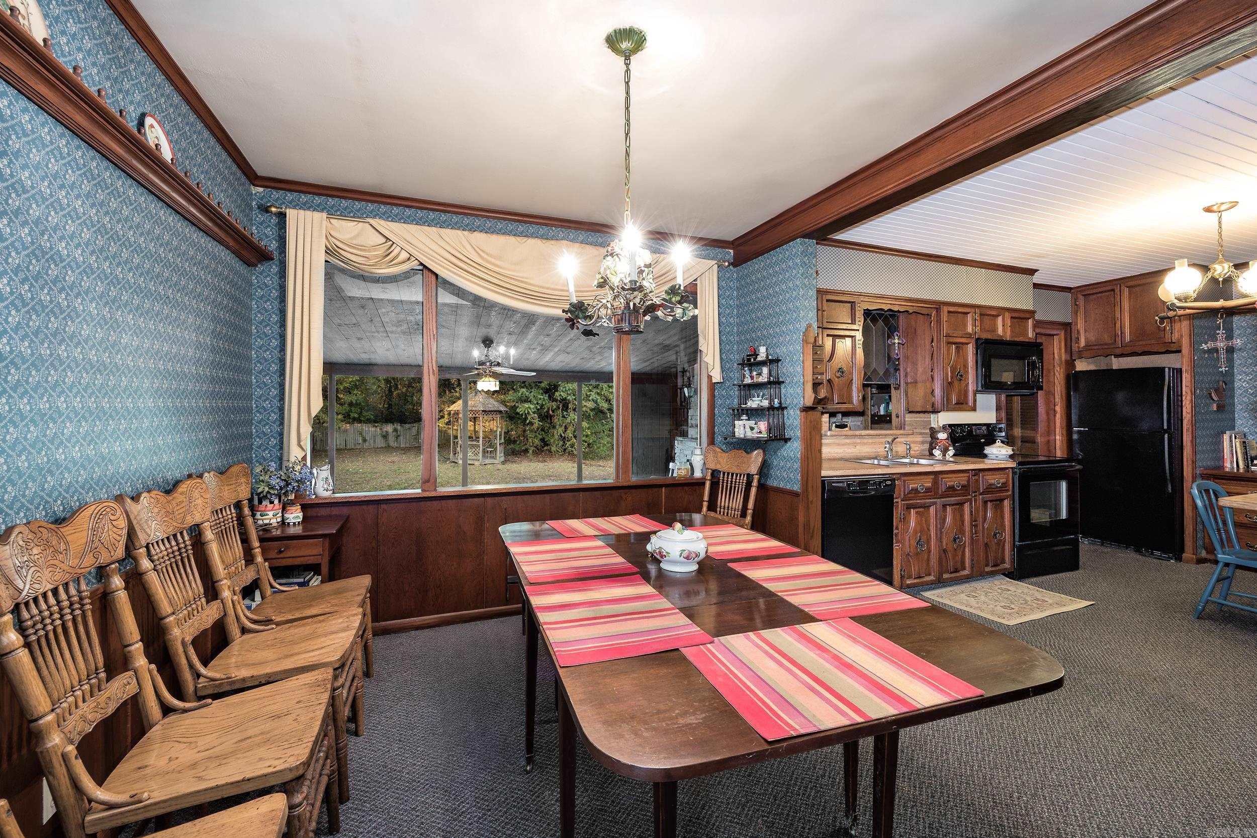 423 W Narroway  Benton, AR