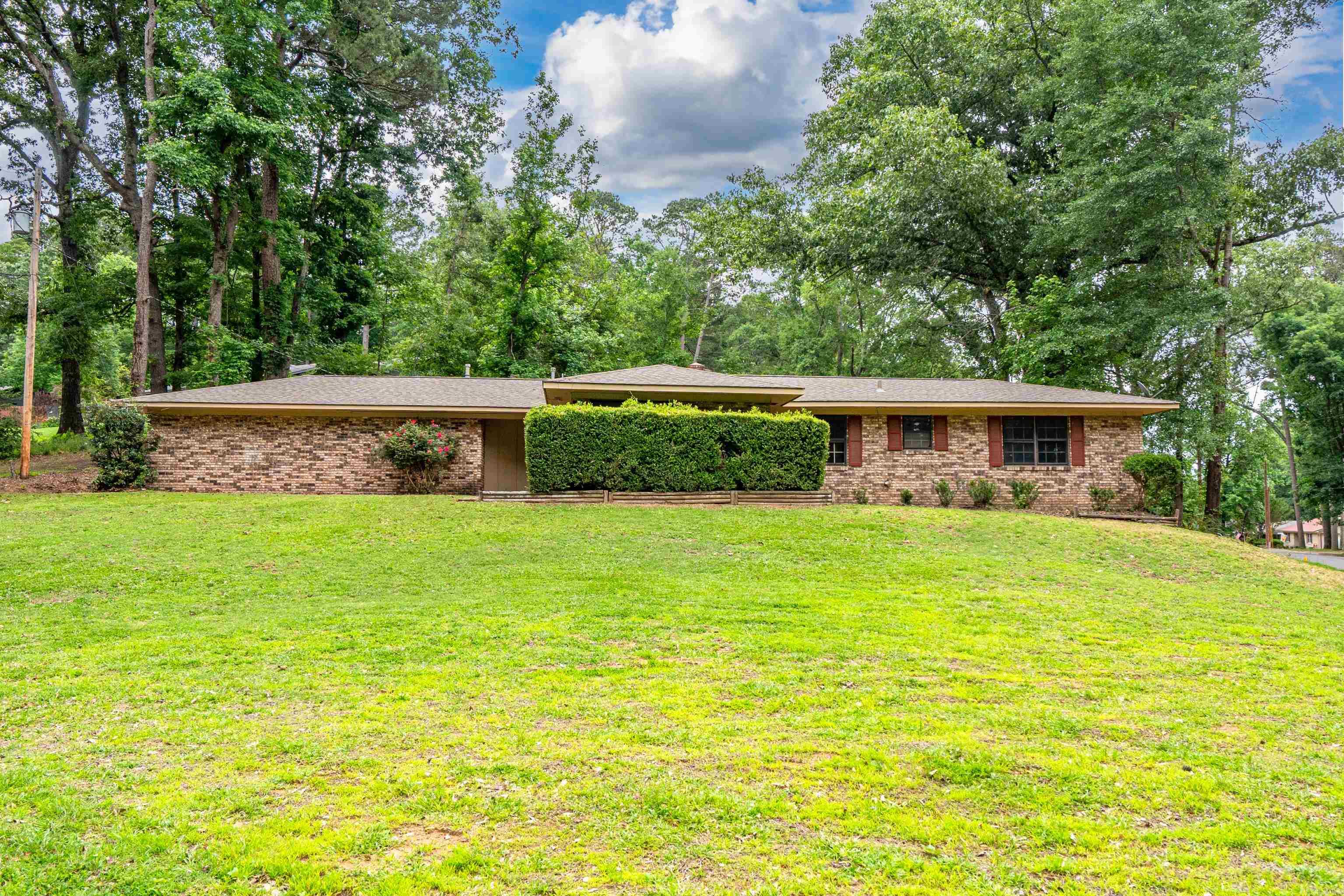 2050 Elaine  Arkadelphia, AR