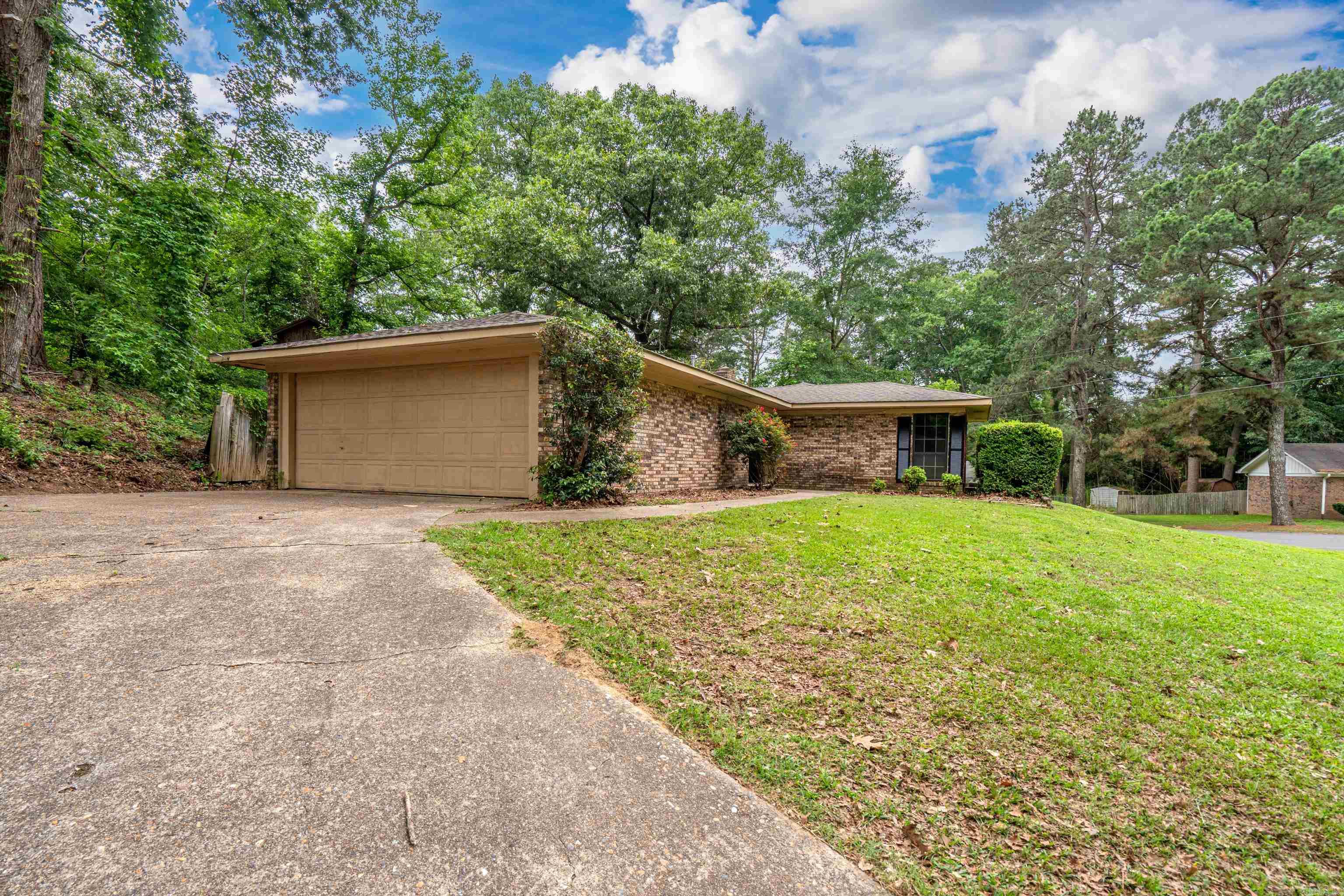 2050 Elaine  Arkadelphia, AR