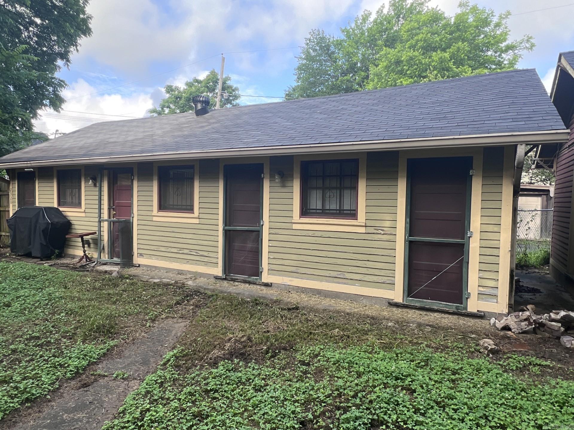 2318 S Gaines  Little Rock, AR