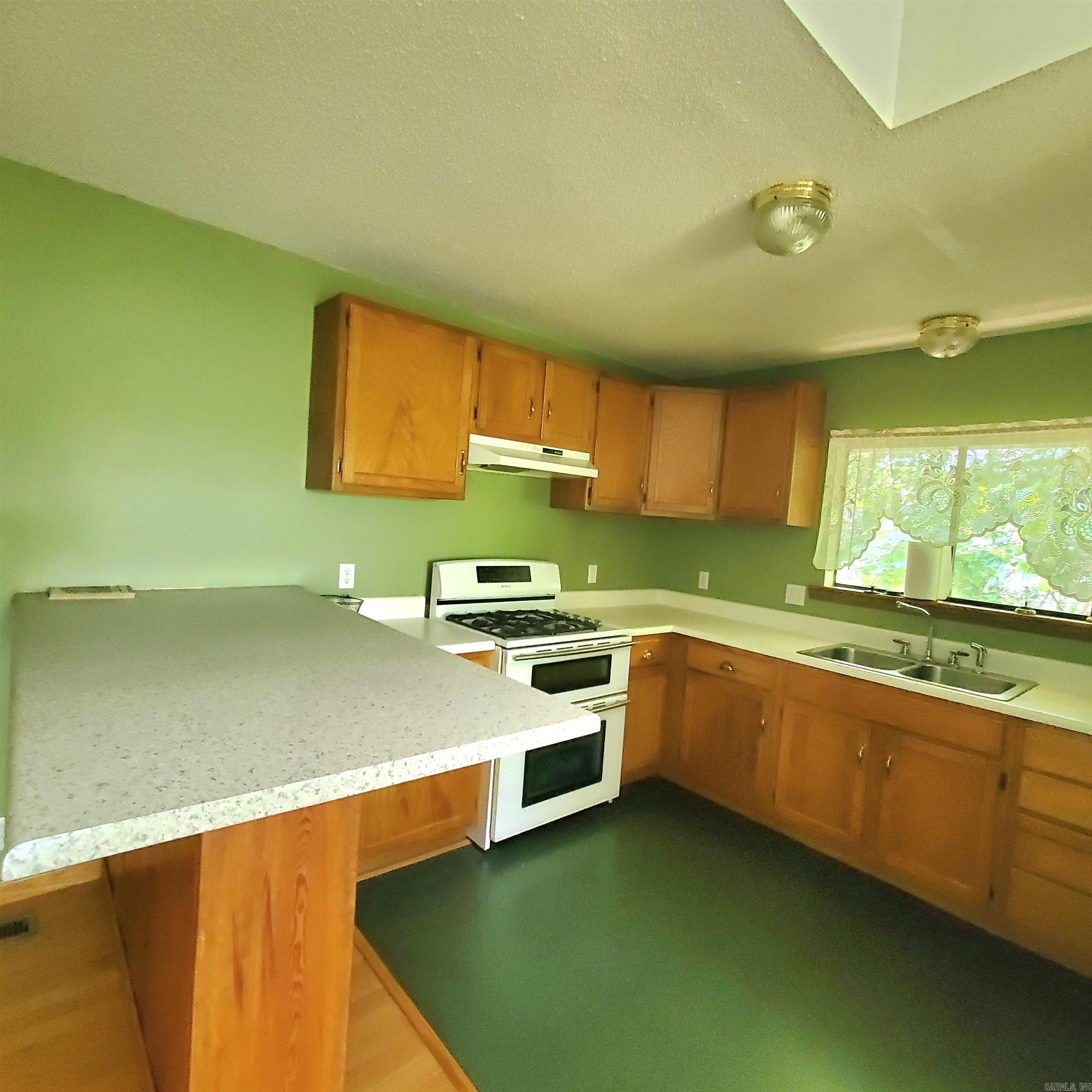 605A Alamo  Mountain View, AR