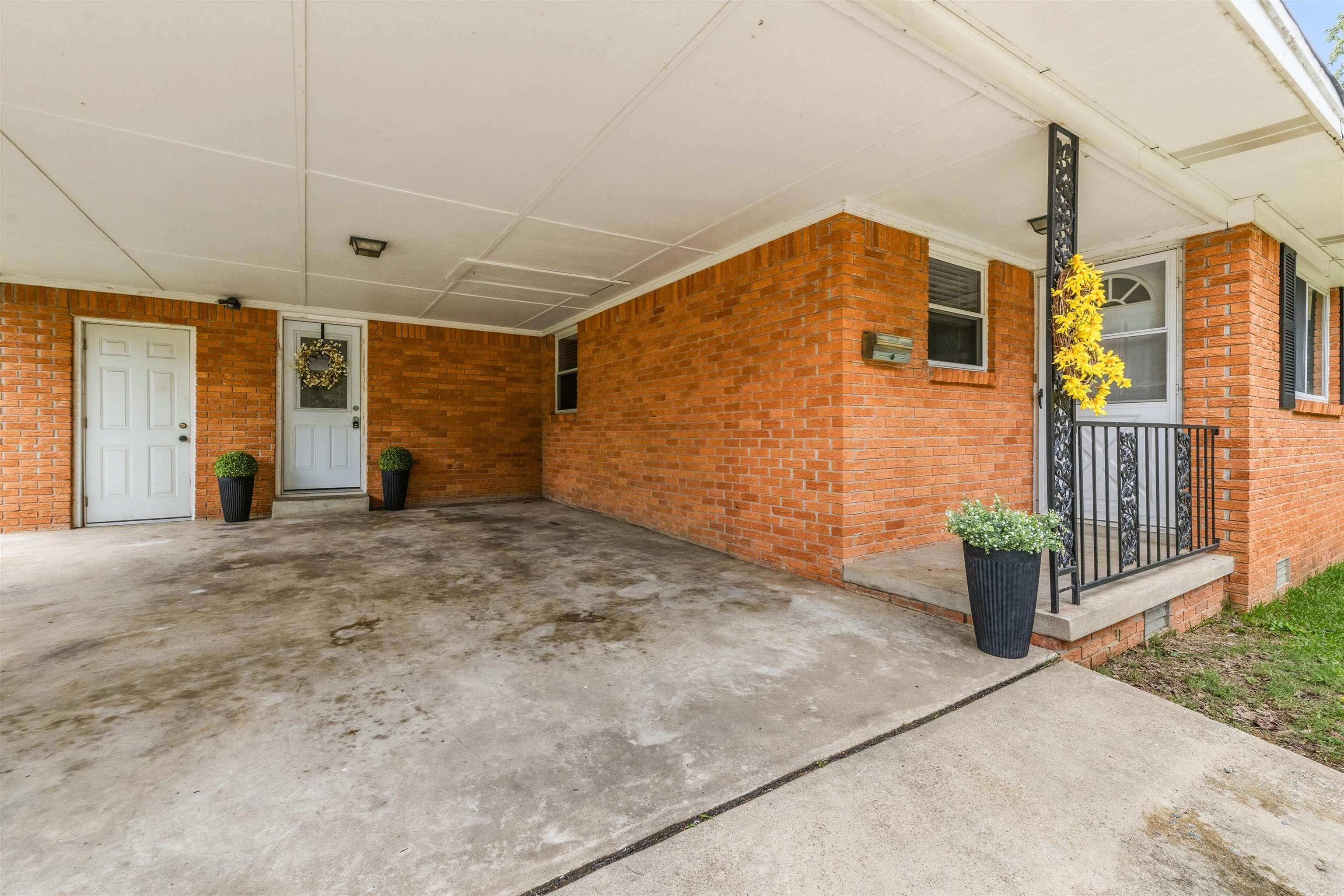 513 E Devon  Sherwood, AR