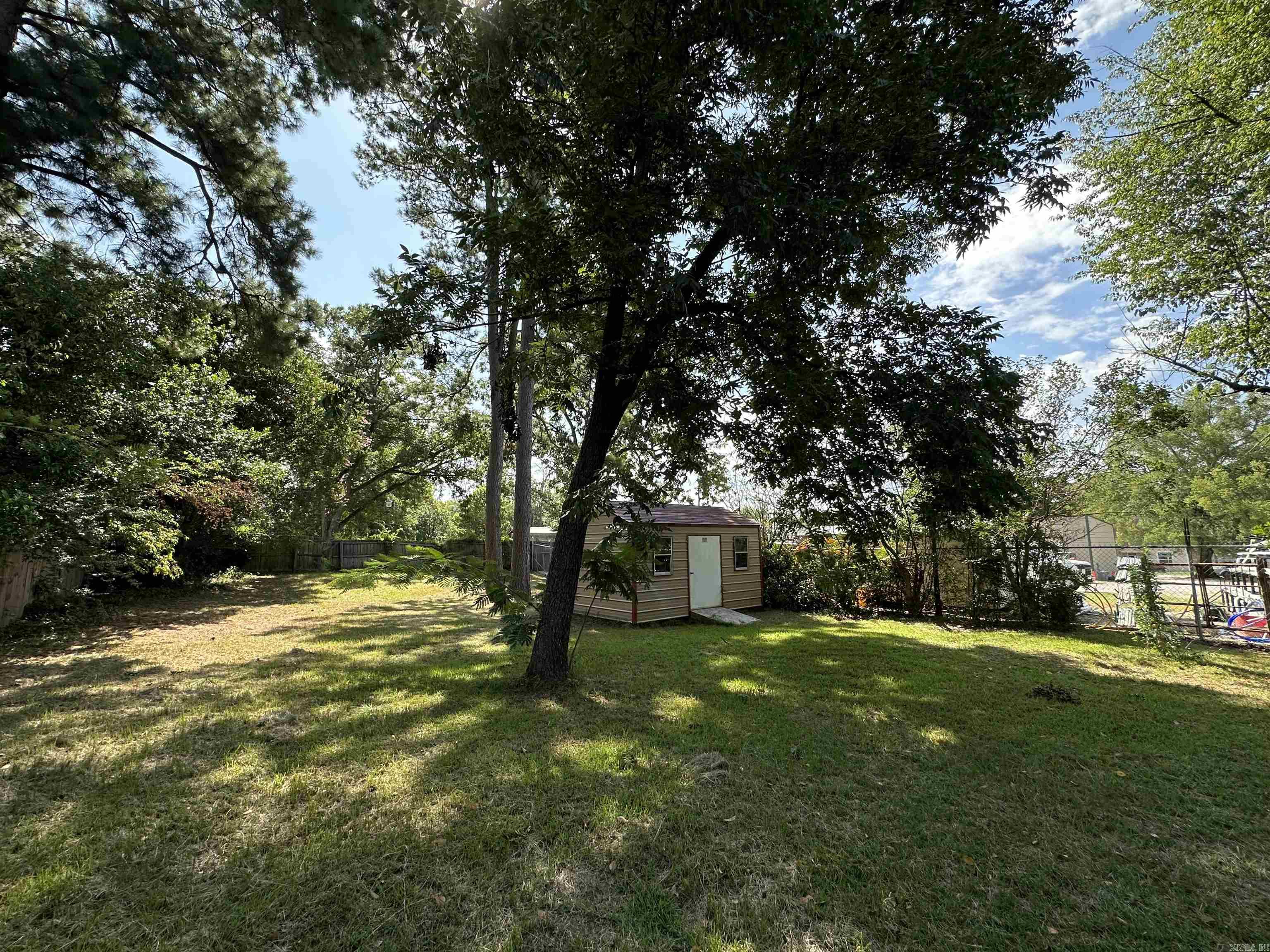208 N Bowie  New Boston, TX