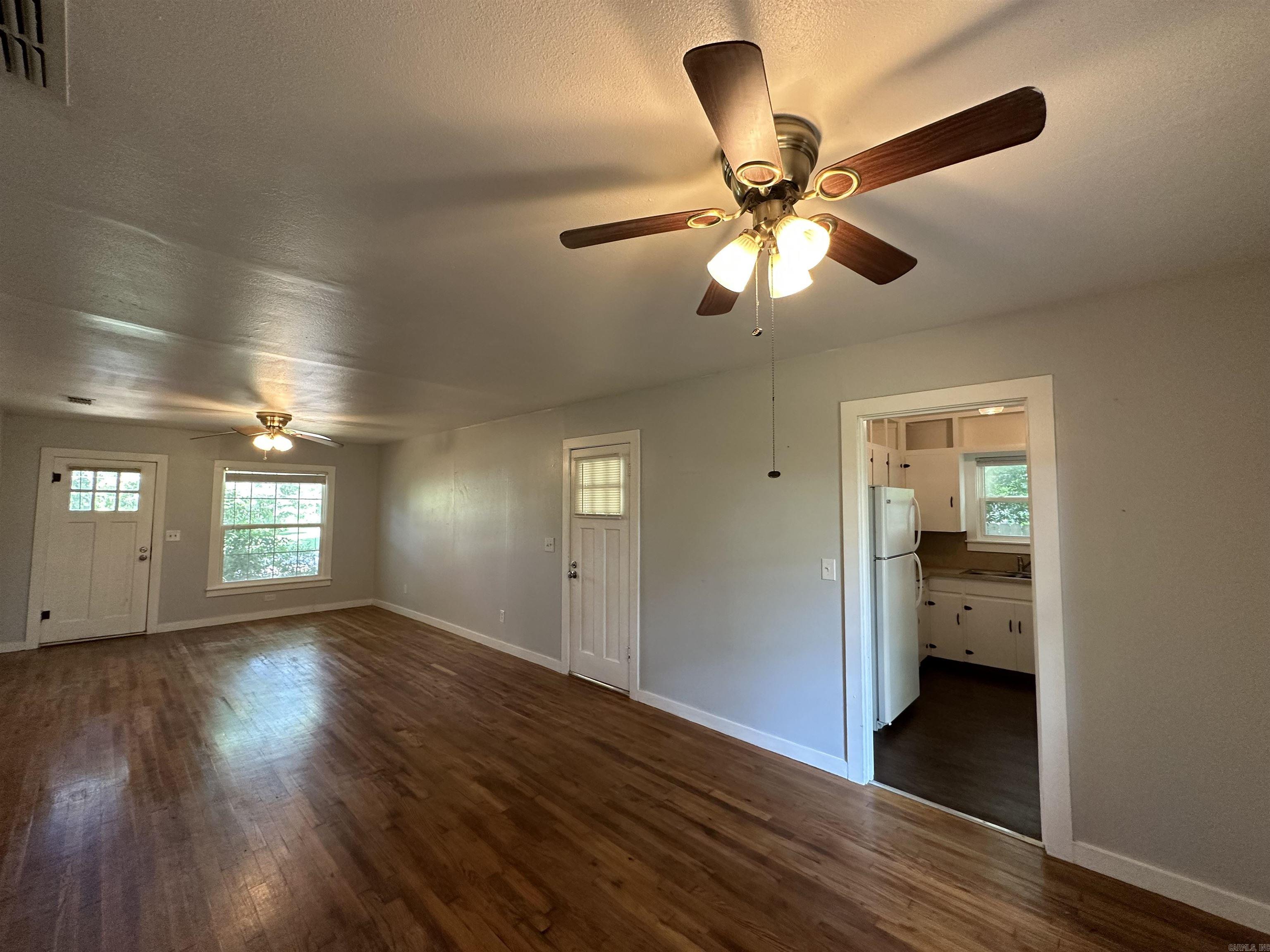 208 N Bowie  New Boston, TX