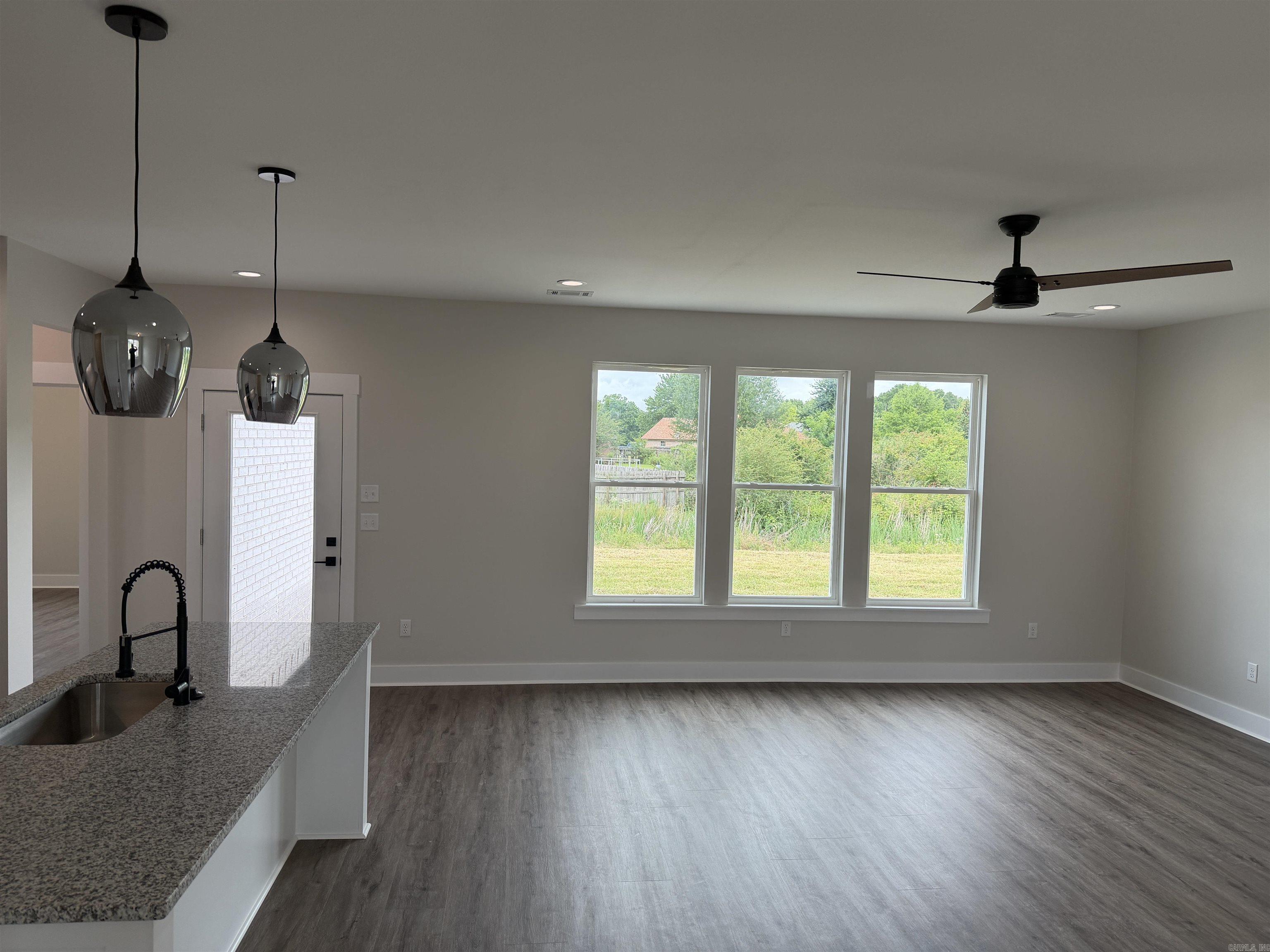 82 Dove Ln  Vilonia, AR