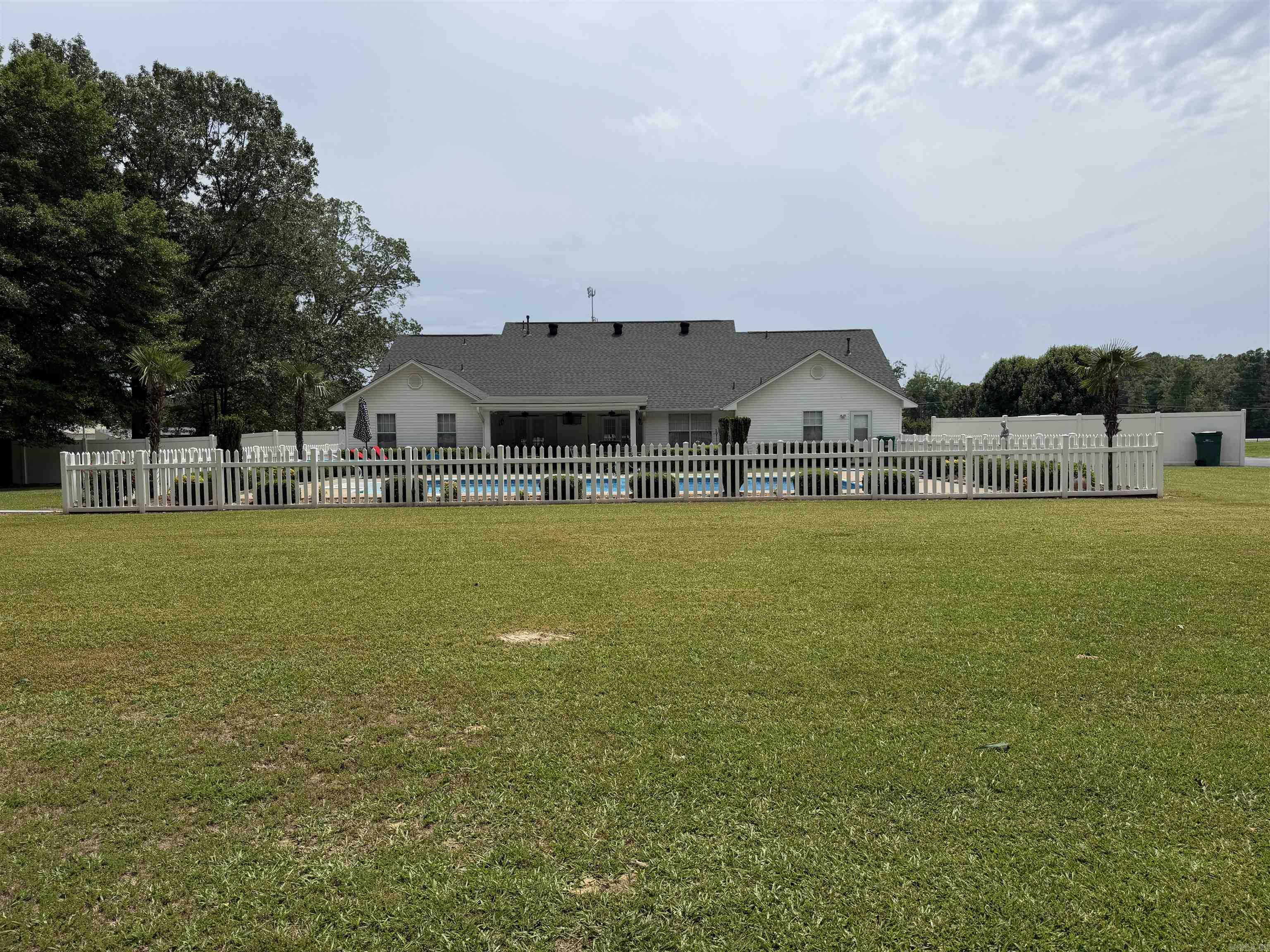 1113 W Holland  White Hall, AR