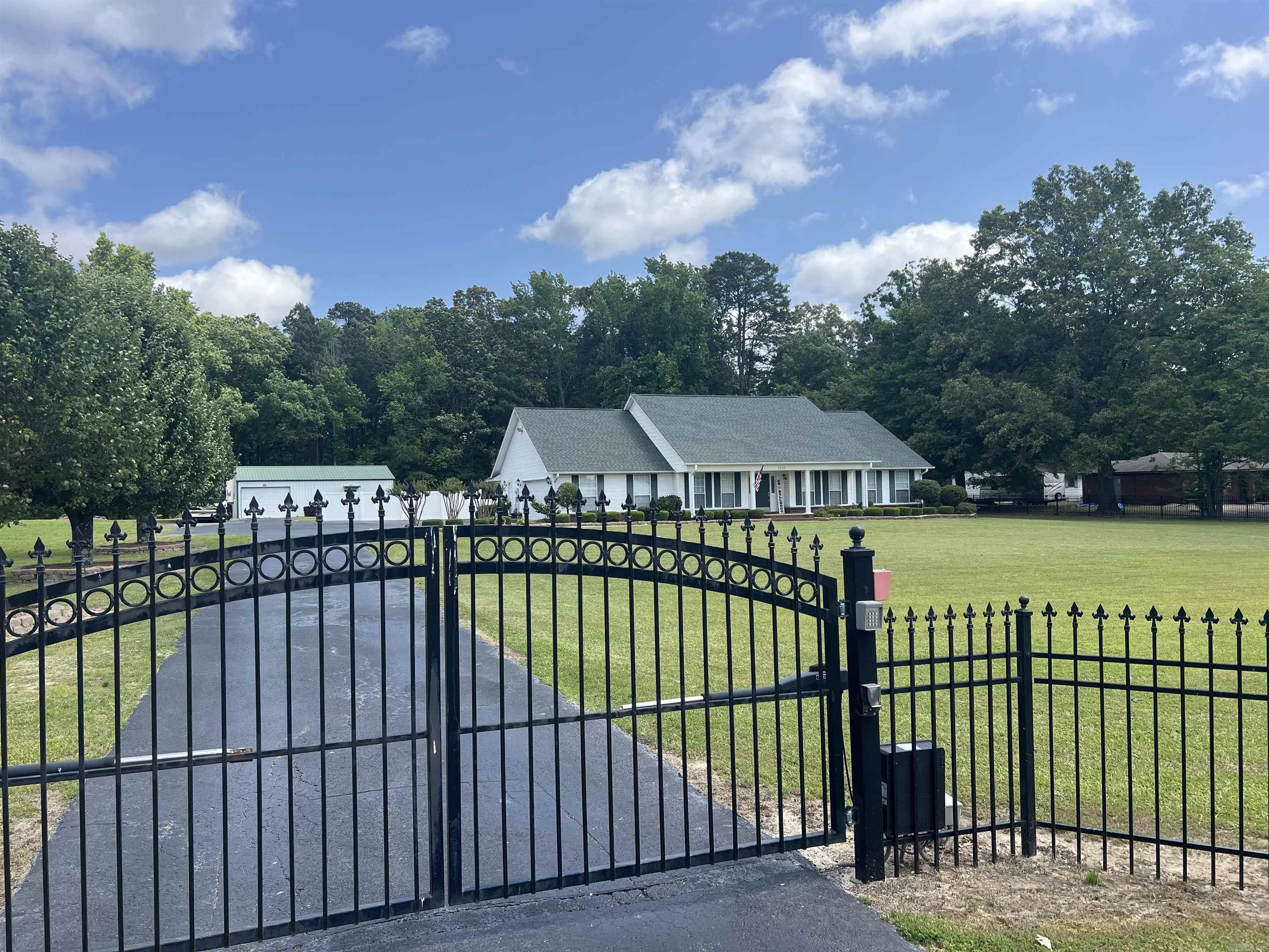 1113 W Holland  White Hall, AR