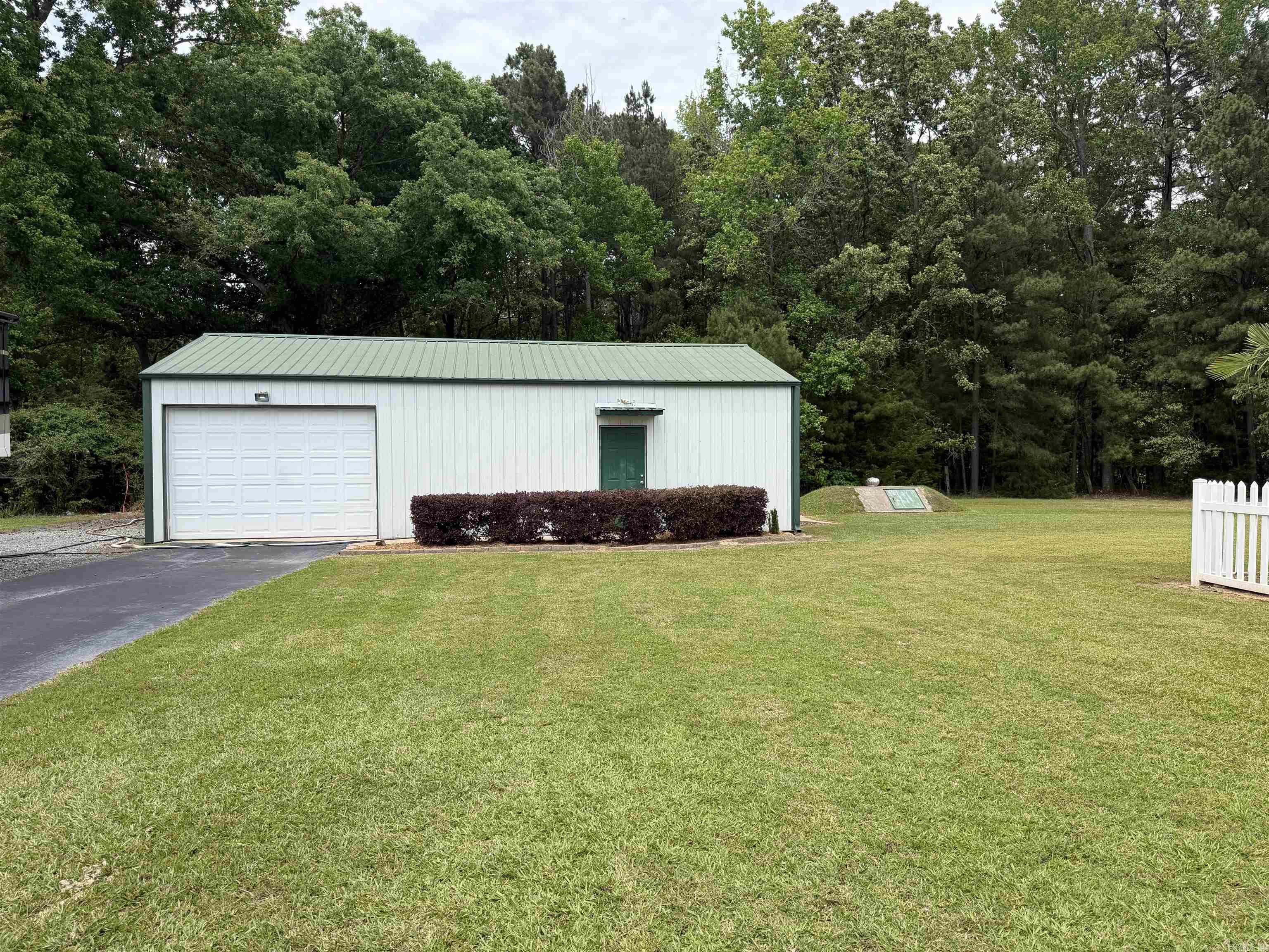 1113 W Holland  White Hall, AR