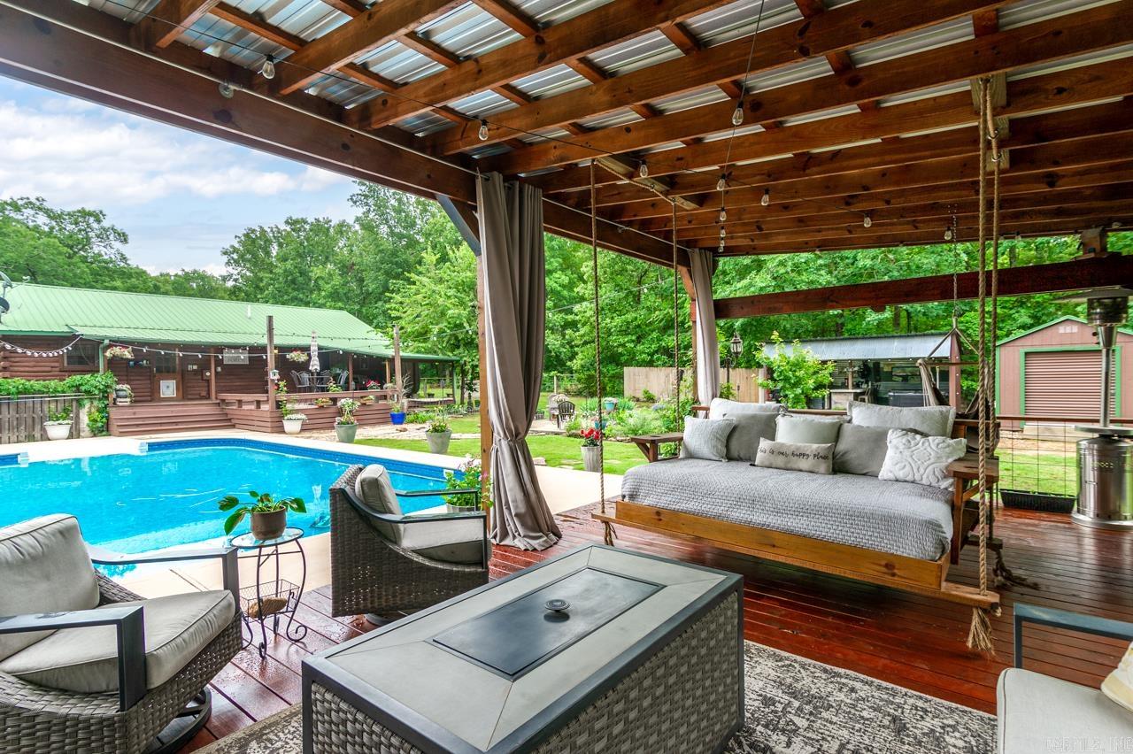 120 Travels Ln.  Romance, AR