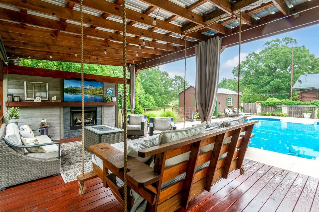 120 Travels Ln.  Romance, AR