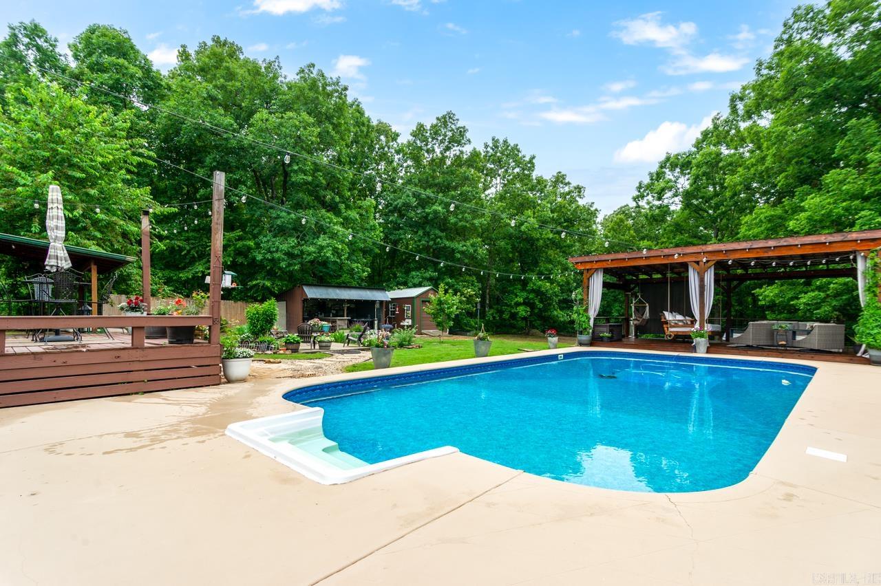120 Travels Ln.  Romance, AR