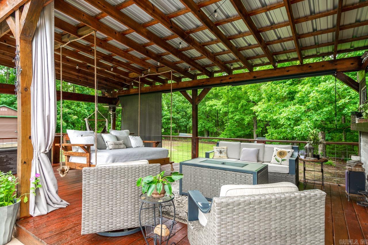 120 Travels Ln.  Romance, AR