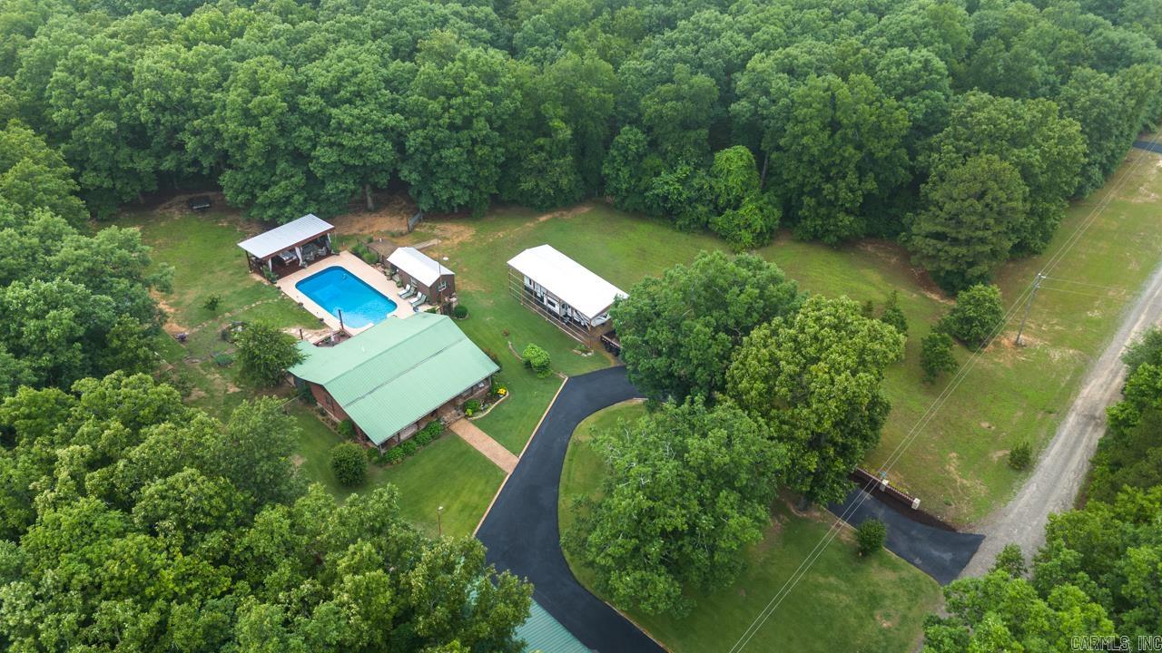 120 Travels Ln.  Romance, AR