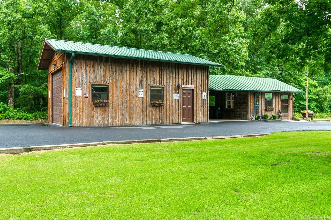 120 Travels Ln.  Romance, AR