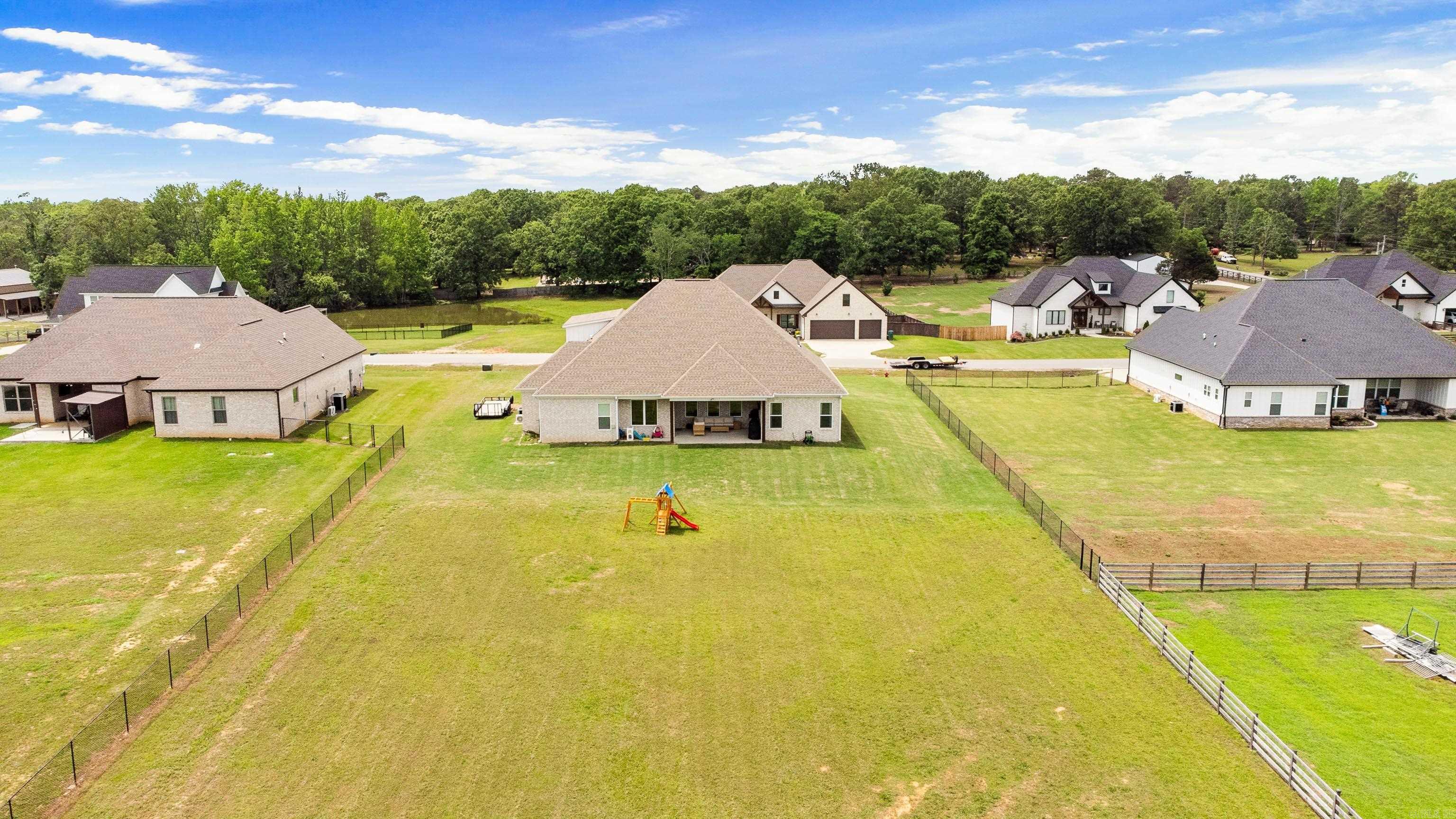 3016 Vincintage  Alexander, AR