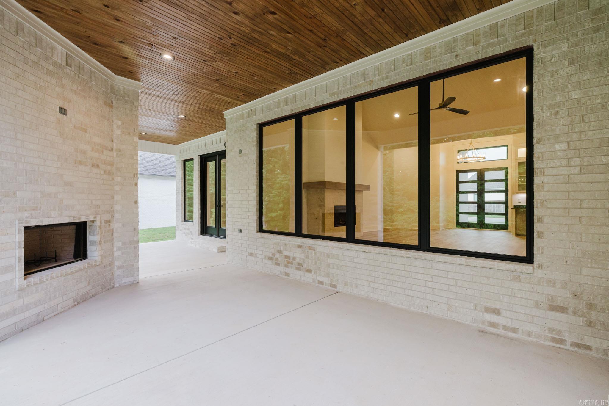 5008 Castaway Bay Dr  Benton, AR