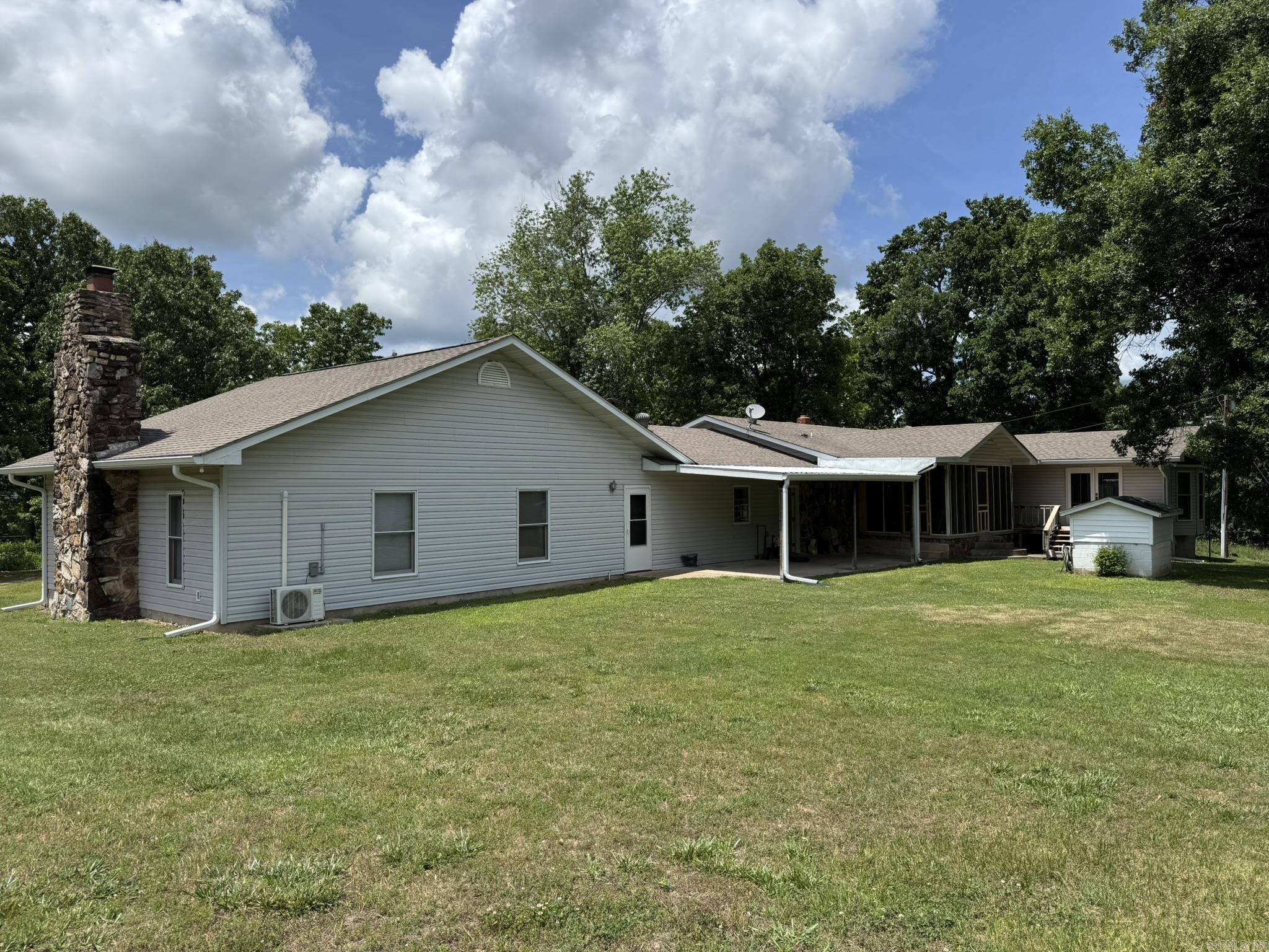 12547 Hwy 201 North  Clarkridge, AR