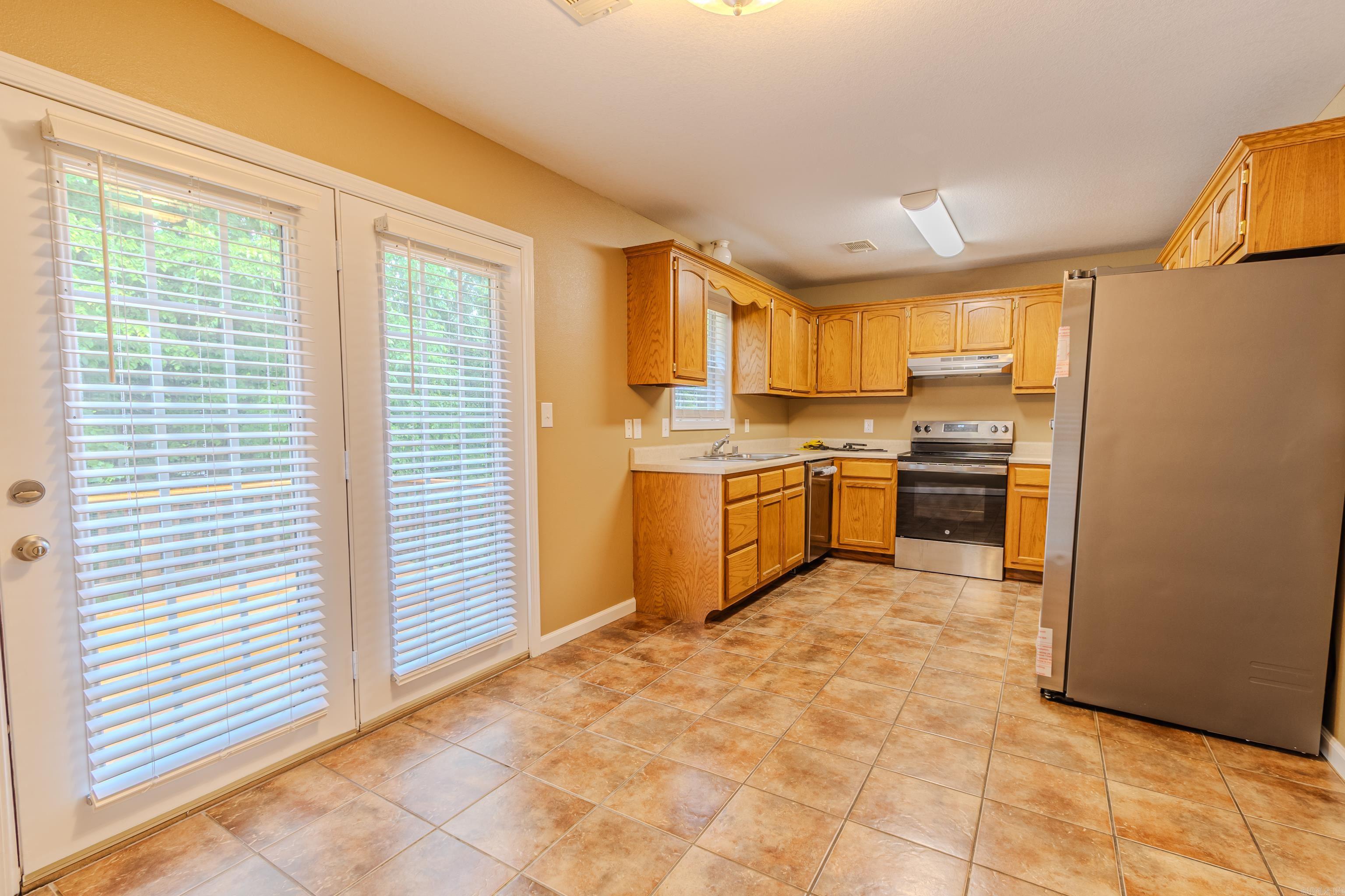 2100 N 9 1/2  Paragould, AR