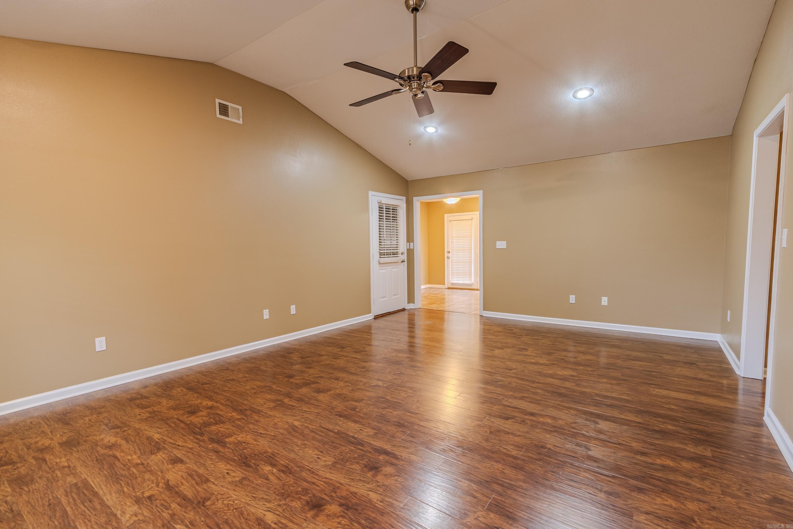 2100 N 9 1/2  Paragould, AR
