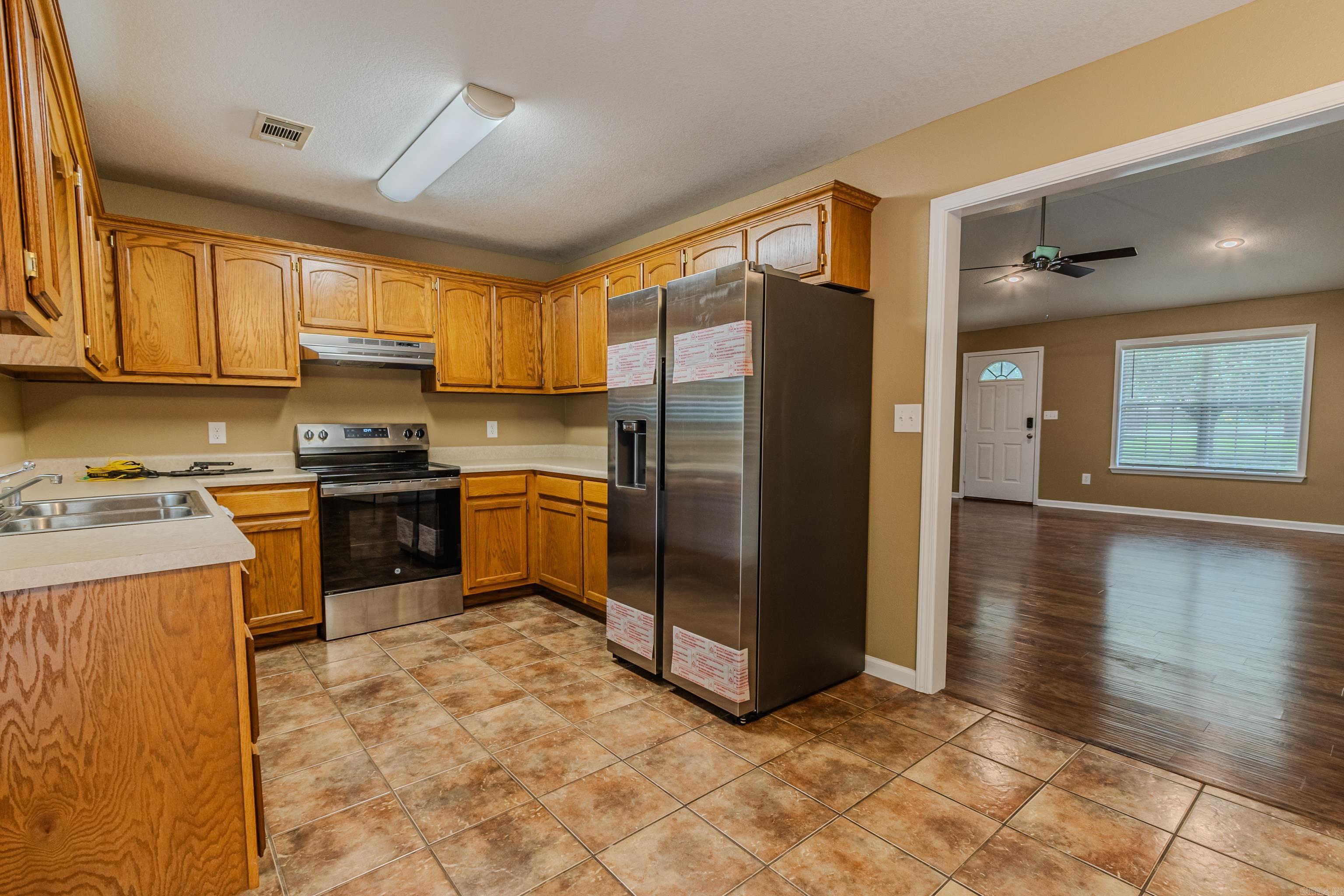 2100 N 9 1/2  Paragould, AR