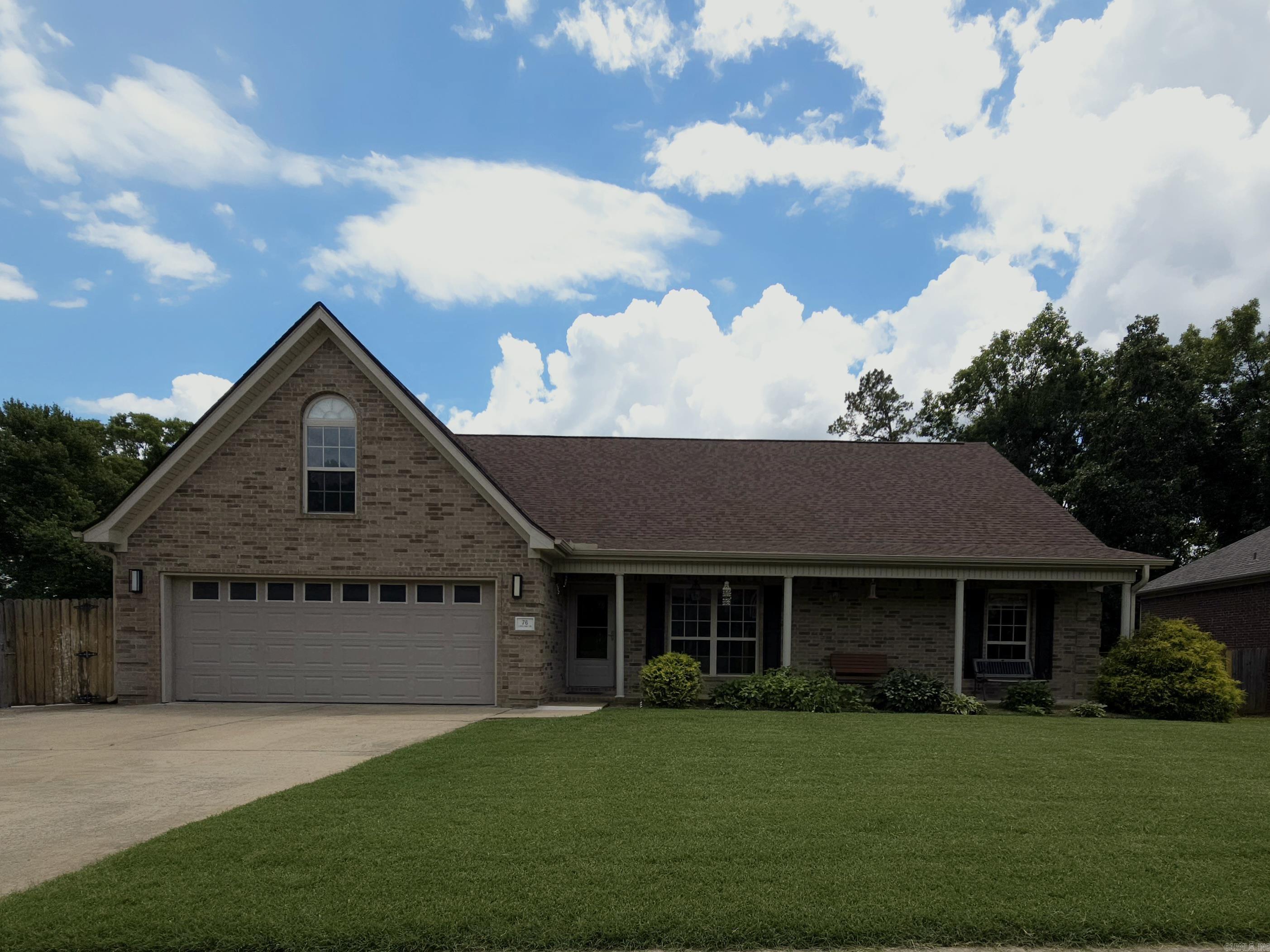 76 Lakeland Dr  Cabot, AR