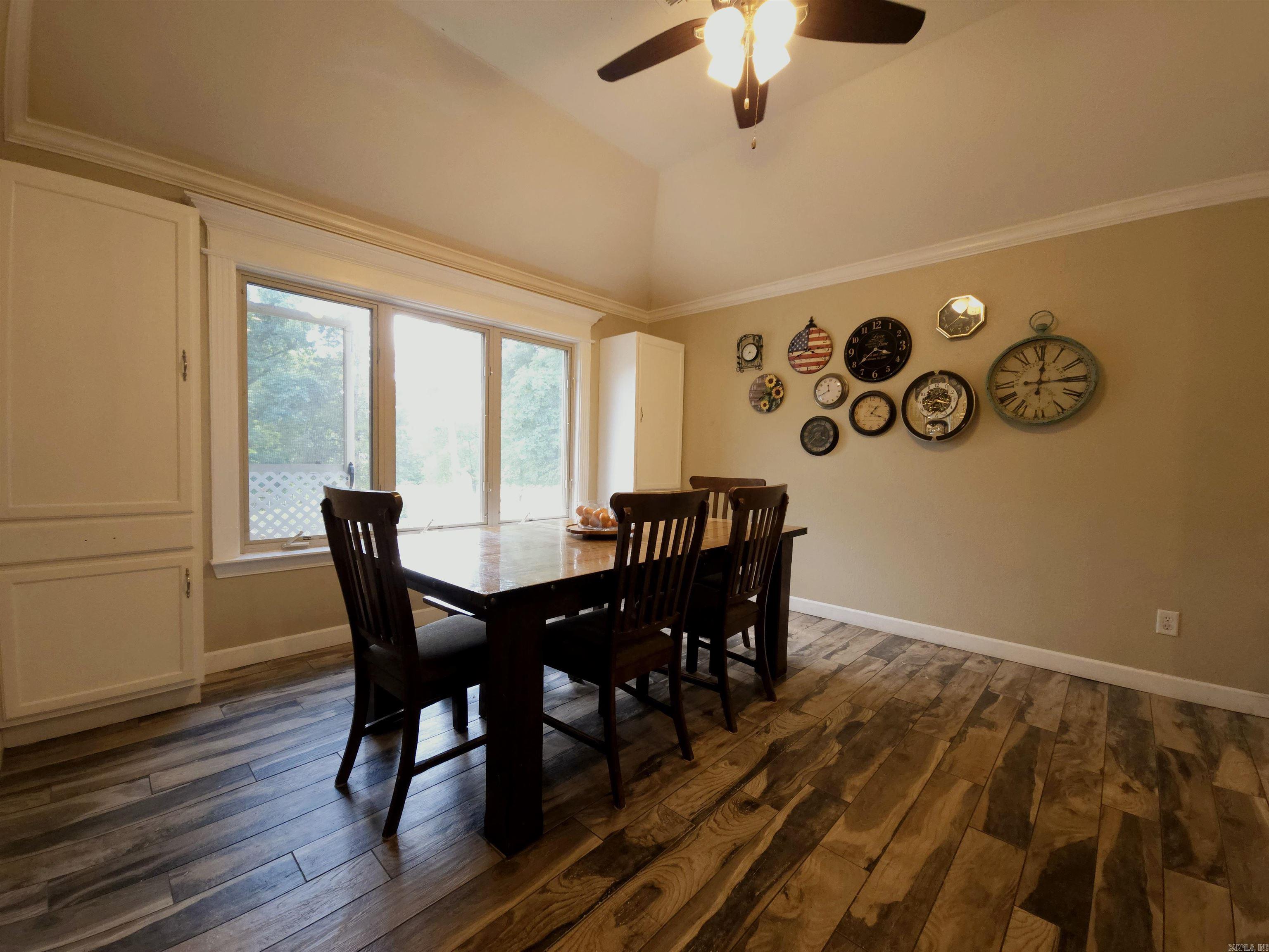76 Lakeland Dr  Cabot, AR