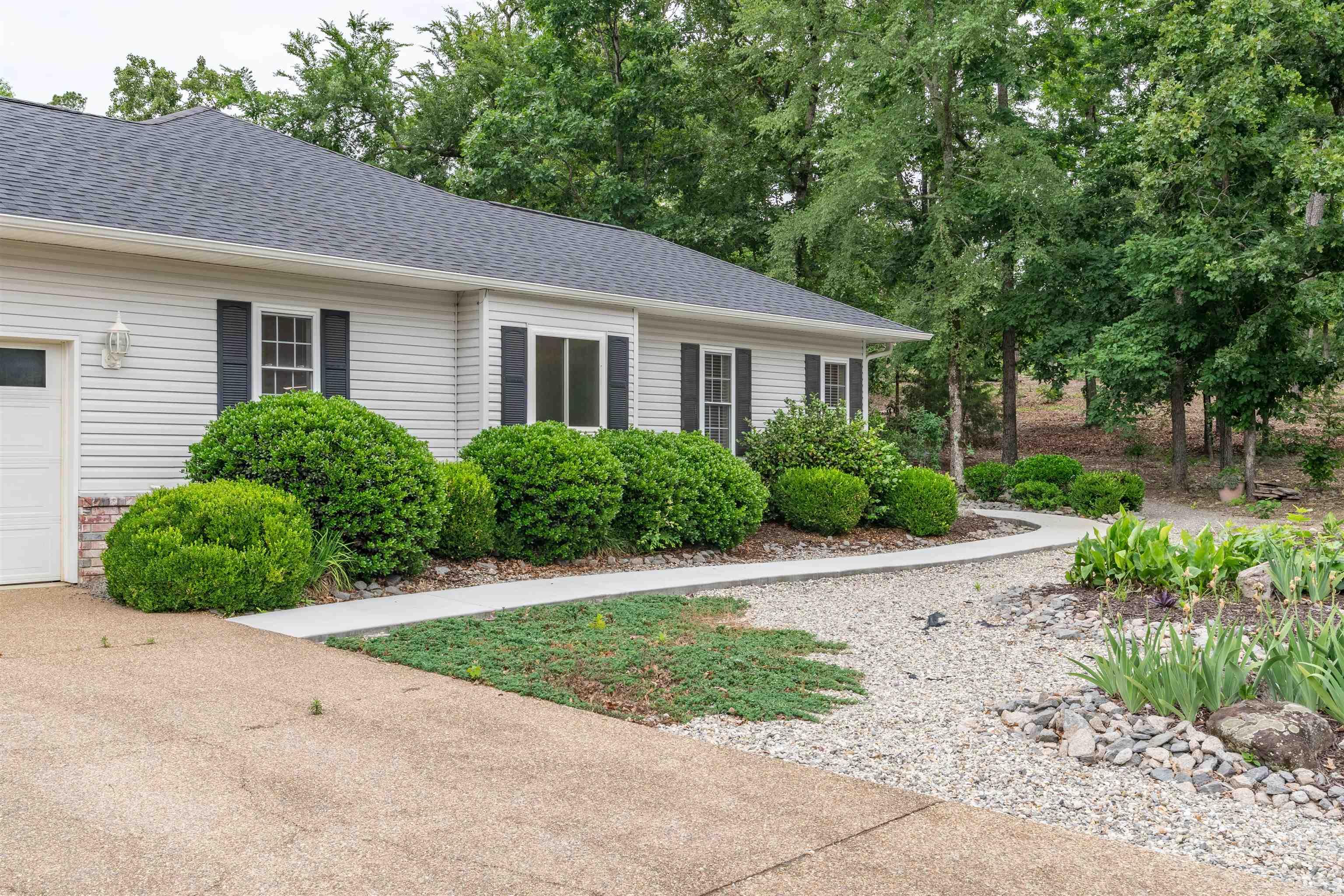 2 W Andalusia  Hot Springs Village, AR