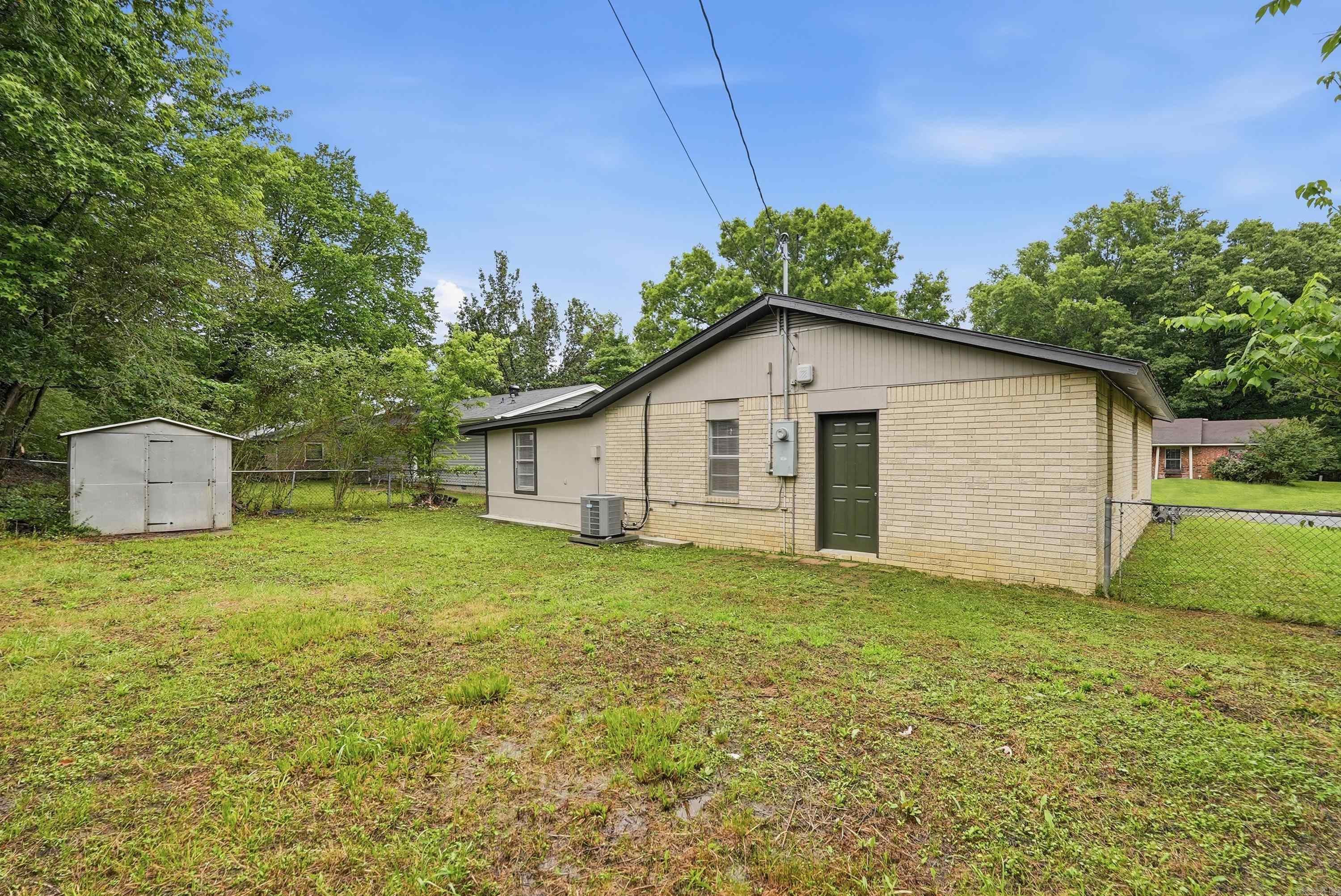 10 Brookway Ln  Sherwood, AR