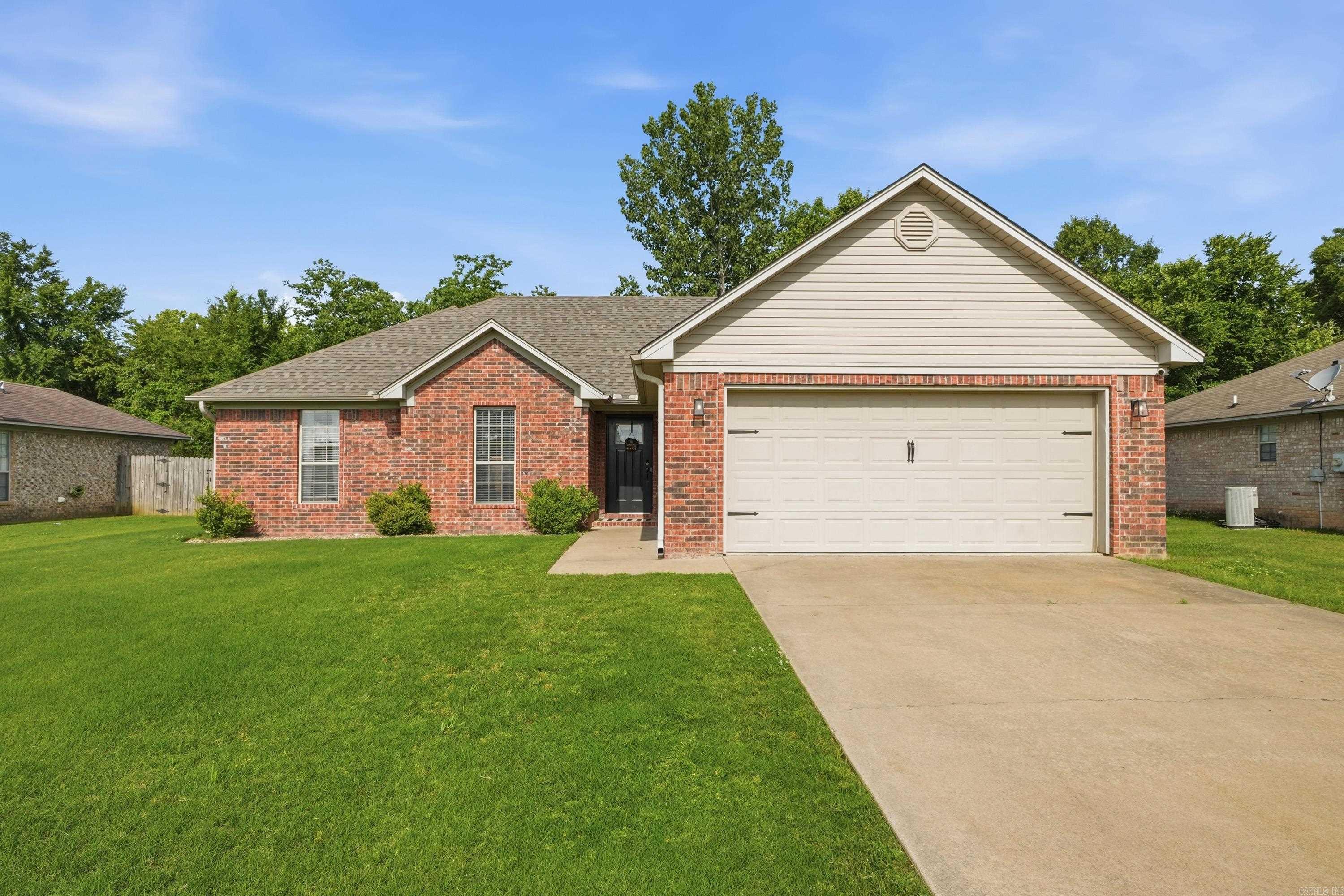 27 Tanzanite  Greenbrier, AR