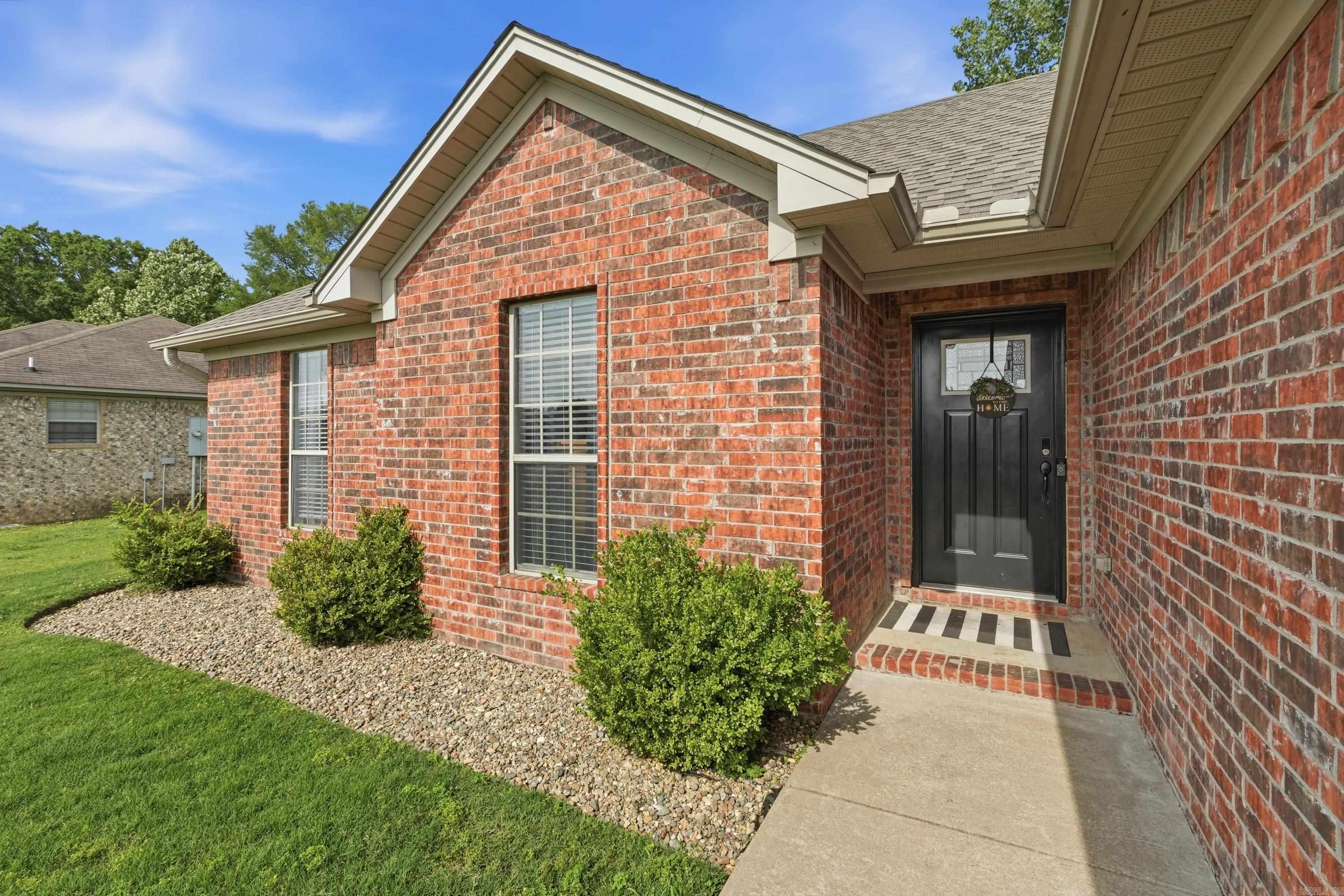 27 Tanzanite  Greenbrier, AR