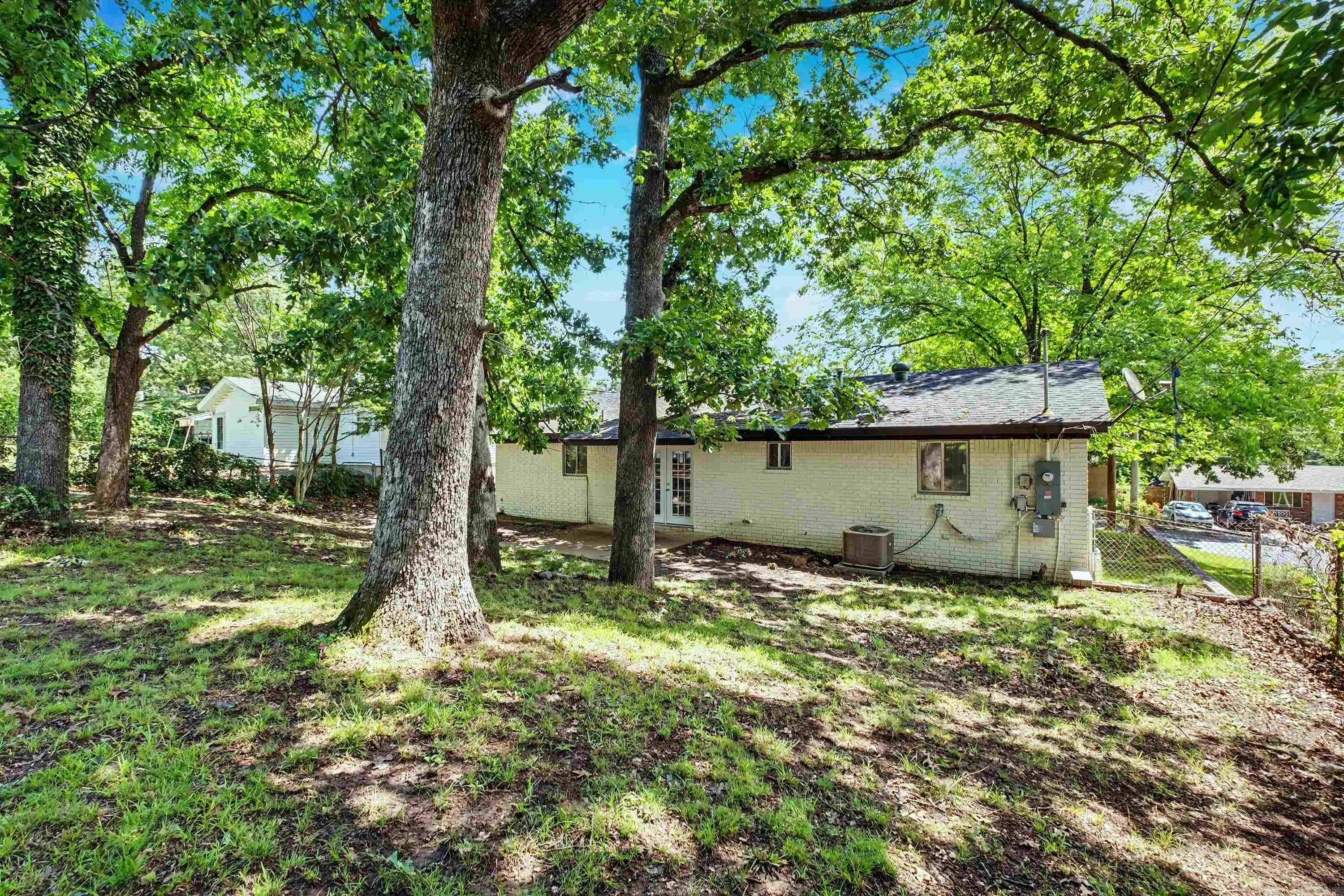 5215 Pike  North Little Rock, AR
