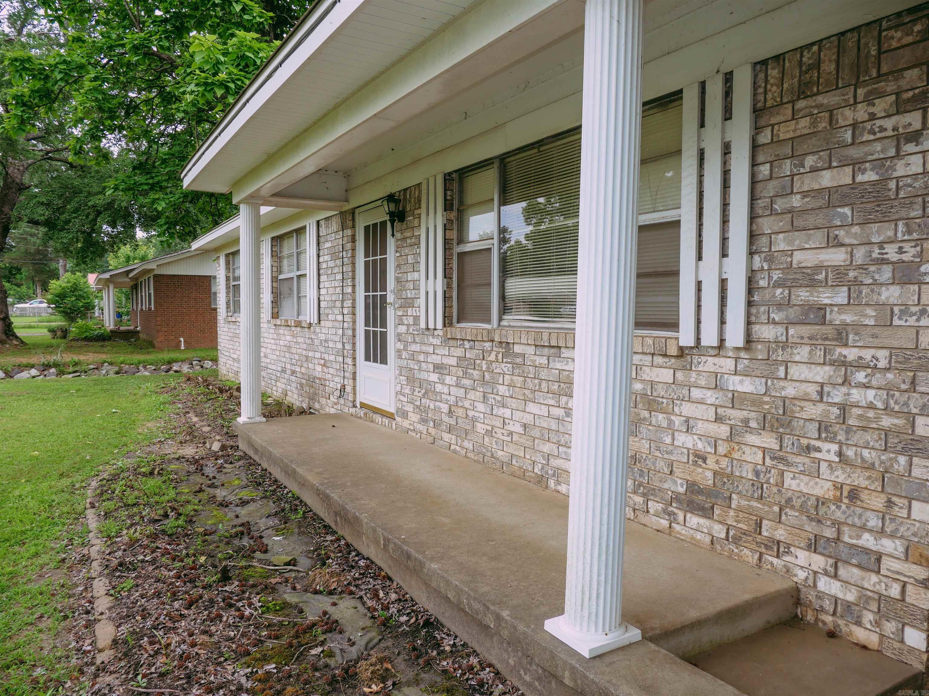 29 Frances  Cabot, AR