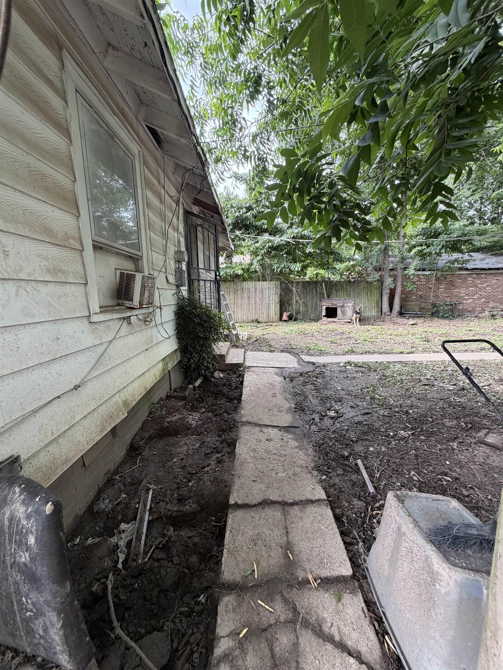 2405 S Cypress  Pine Bluff, AR