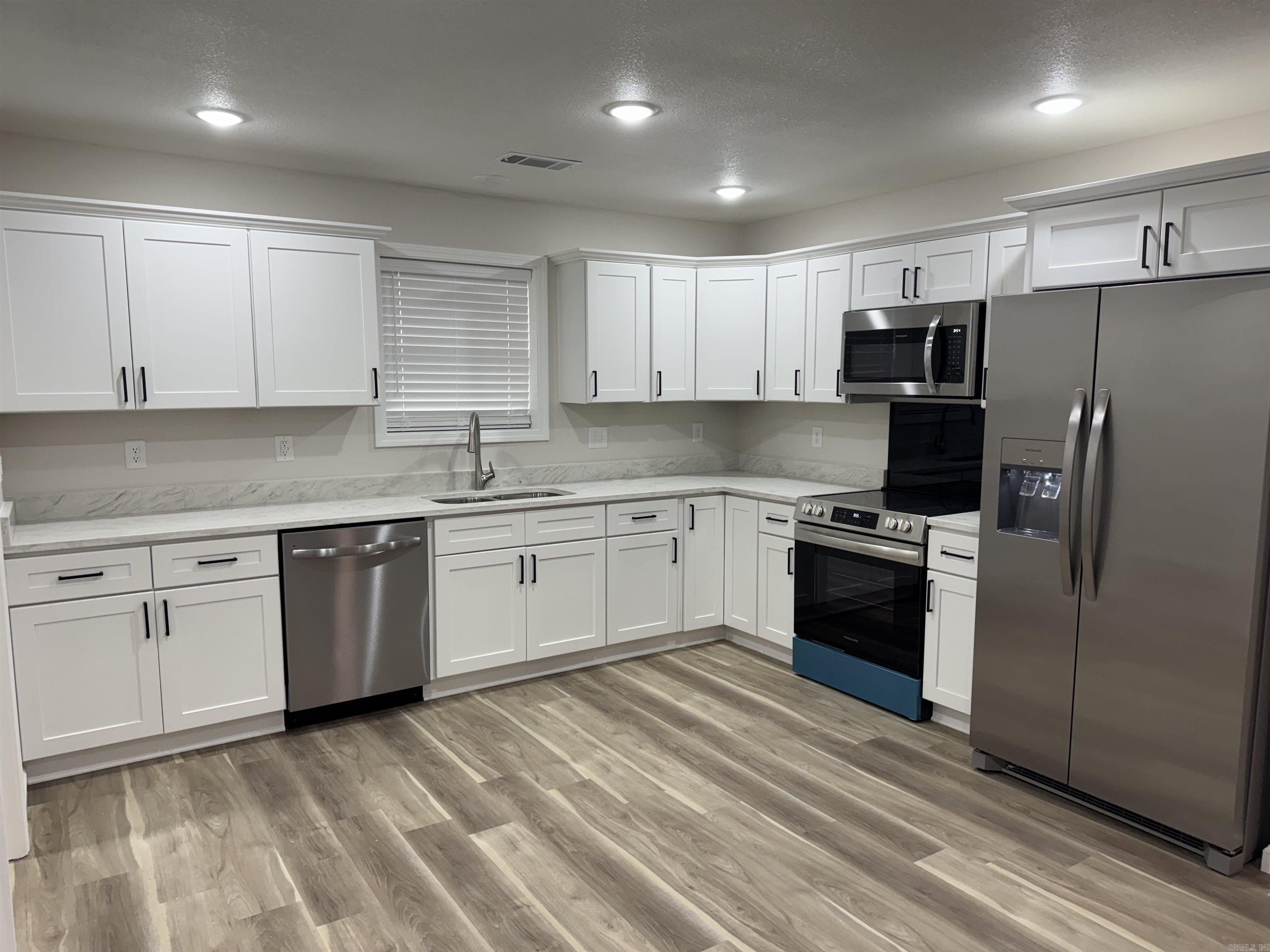 1300 S 7 St  Paragould, AR