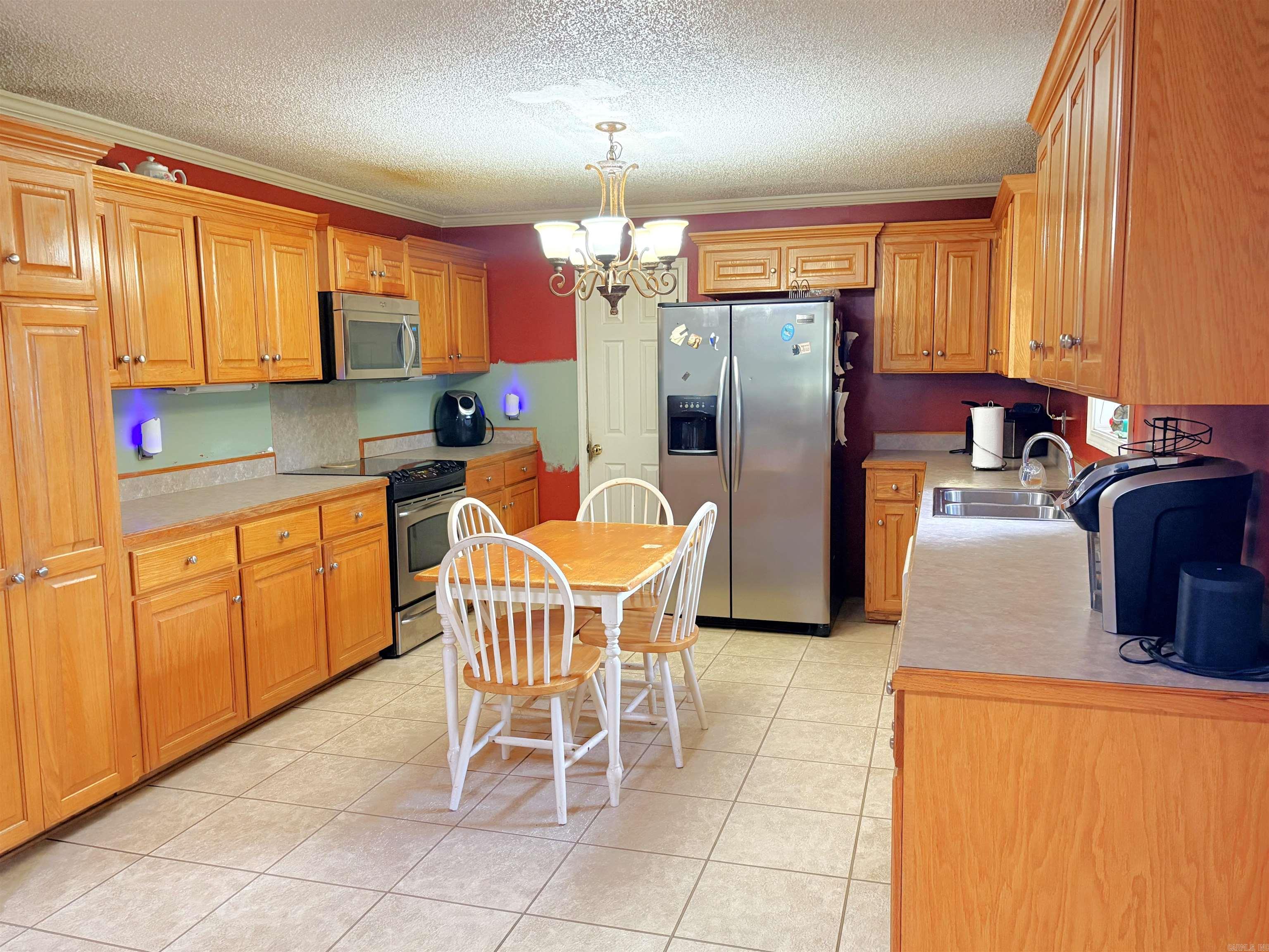 78 E Hwy 225  Greenbrier, AR