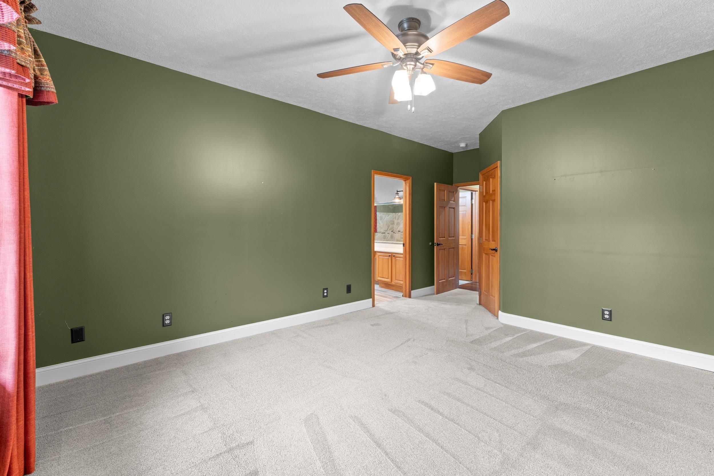 1701 Inverness Dr  Mountain Home, AR