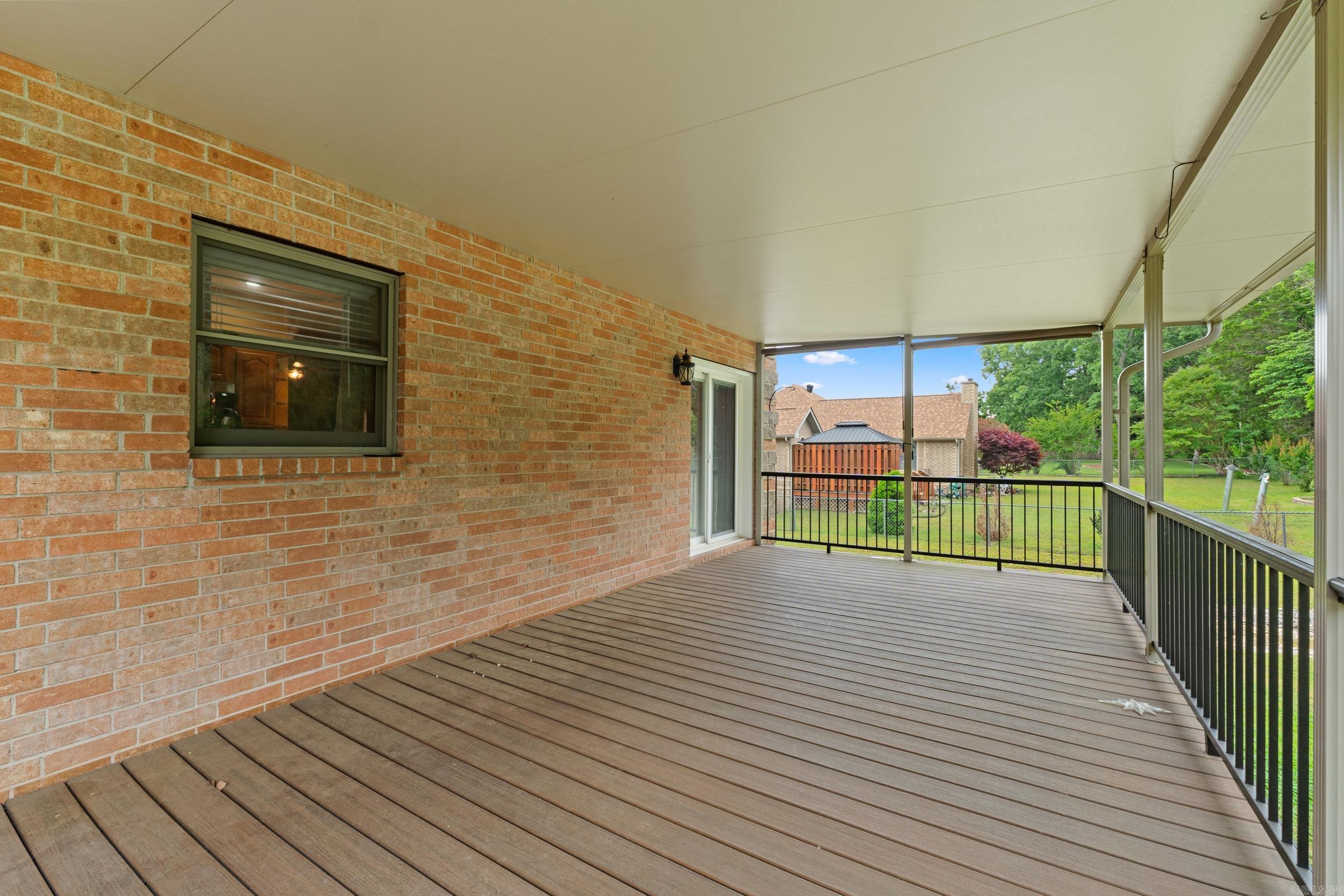 1701 Inverness Dr  Mountain Home, AR