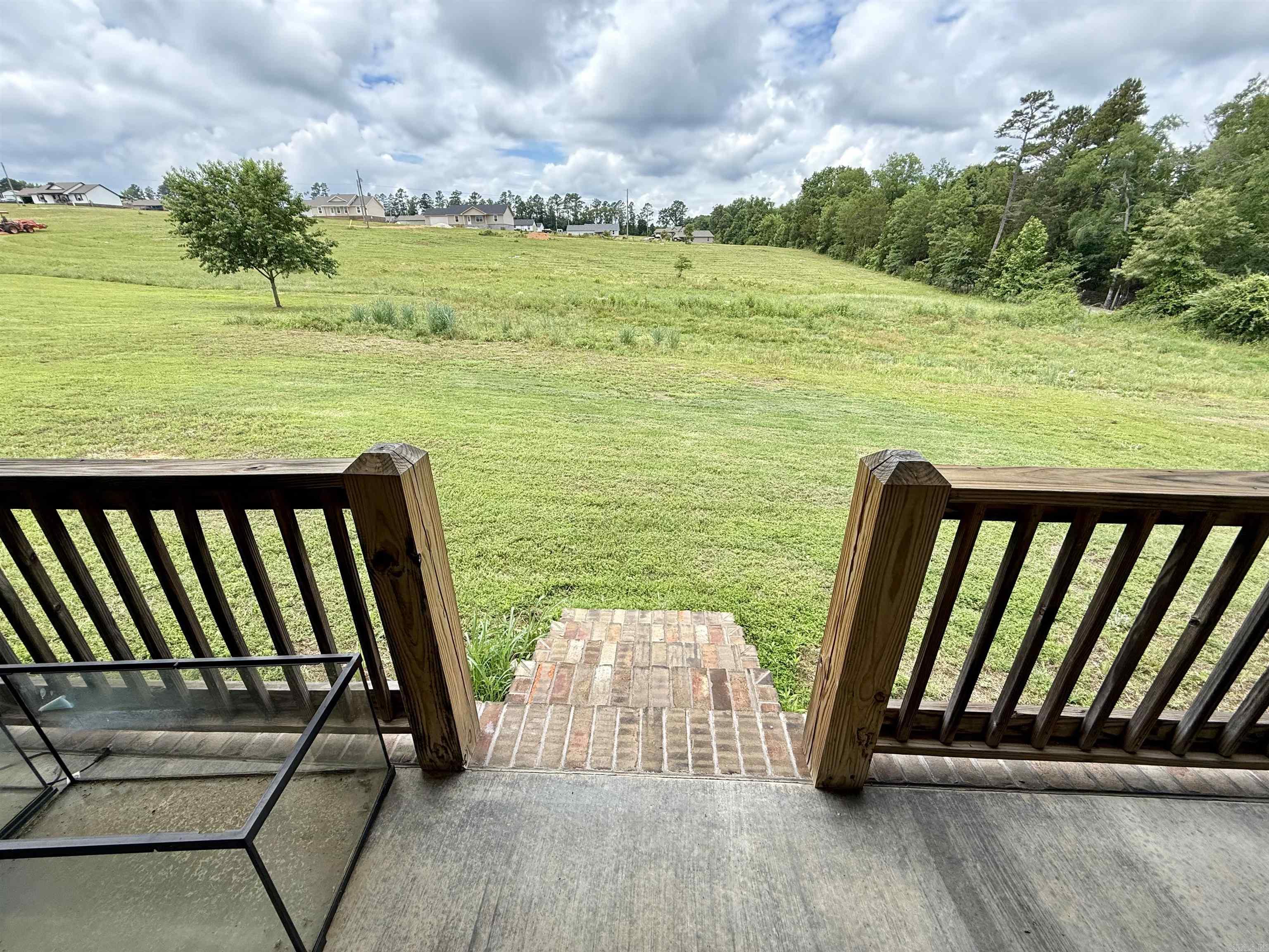 1364 CR 3561  Clarksville, AR