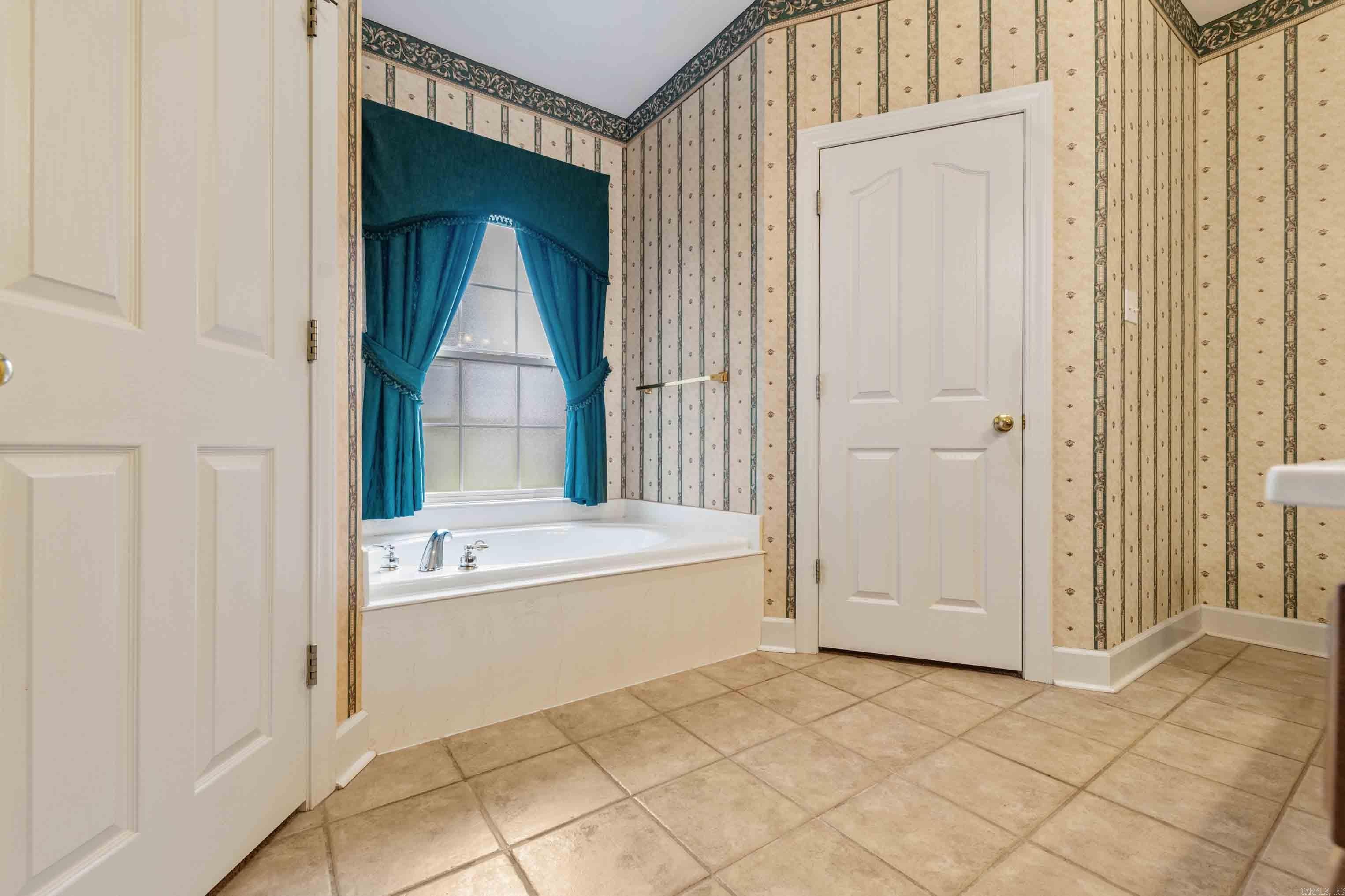 3810 Millbrook  Bryant, AR