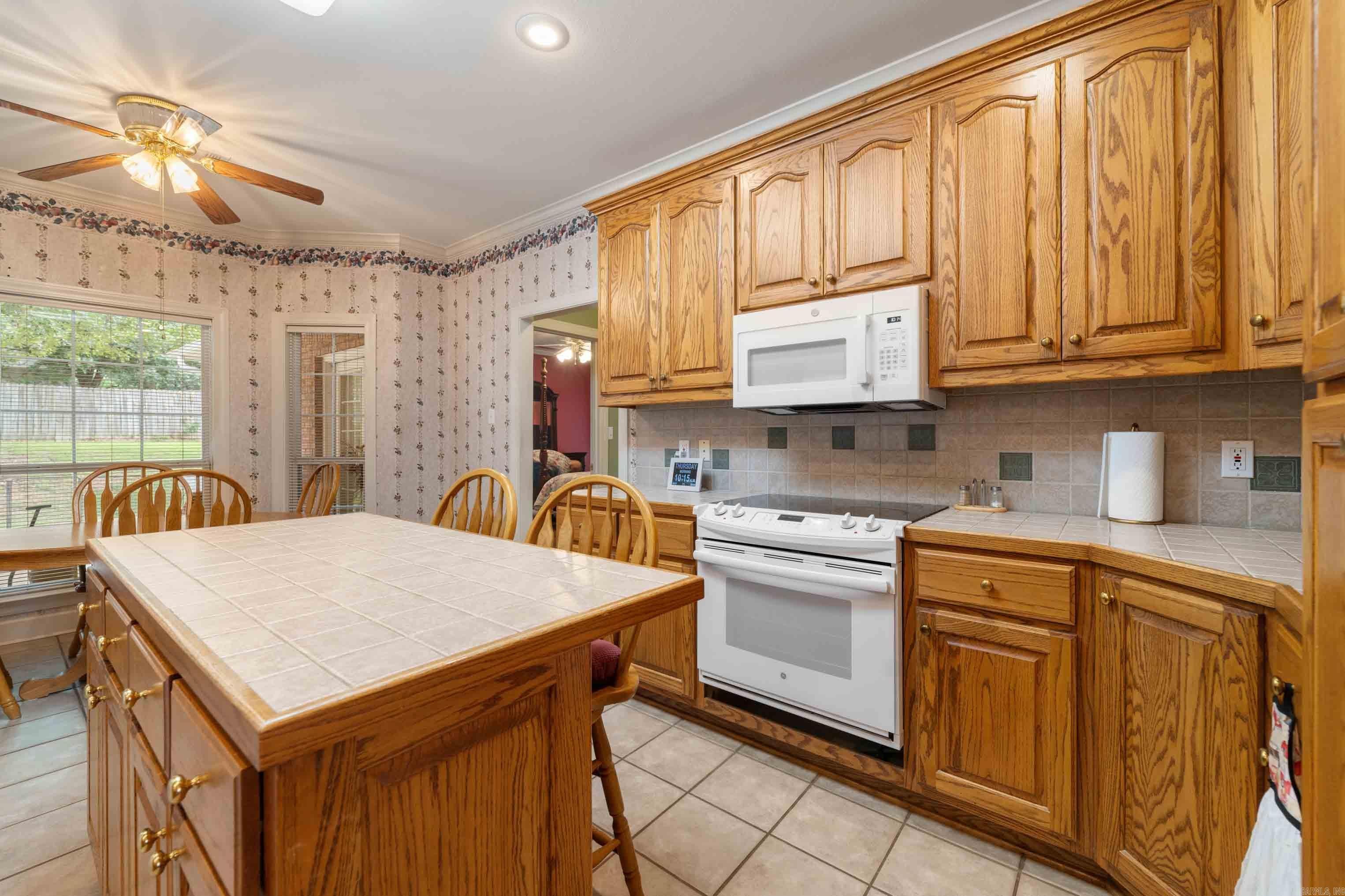 3810 Millbrook  Bryant, AR