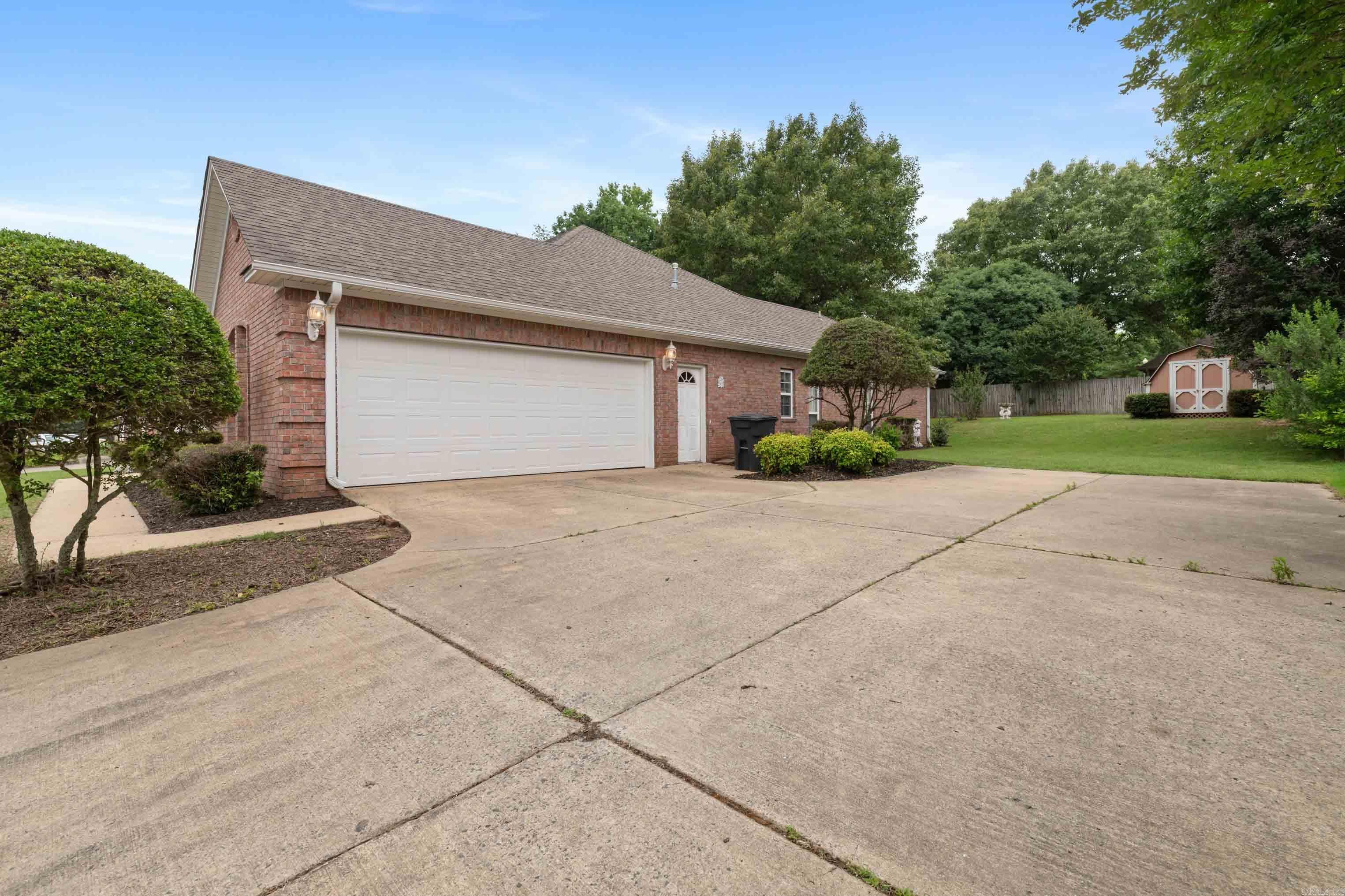 3810 Millbrook  Bryant, AR