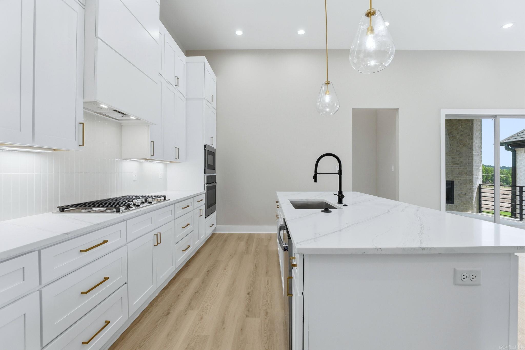 26 Mountain Brook  Little Rock, AR
