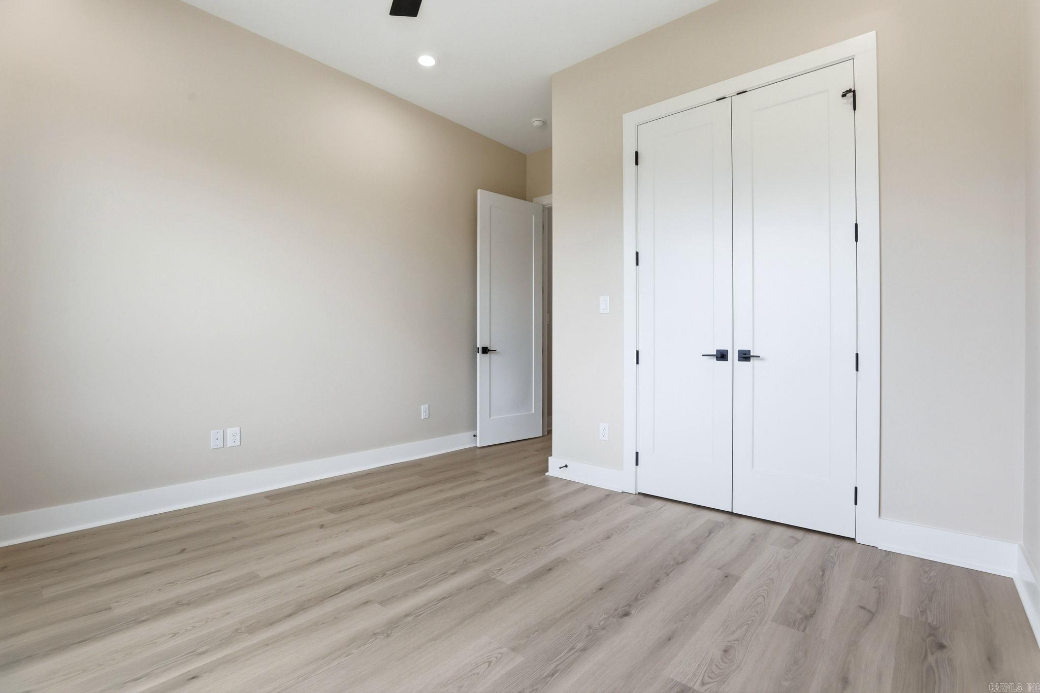 26 Mountain Brook Road Little Rock, AR 72223