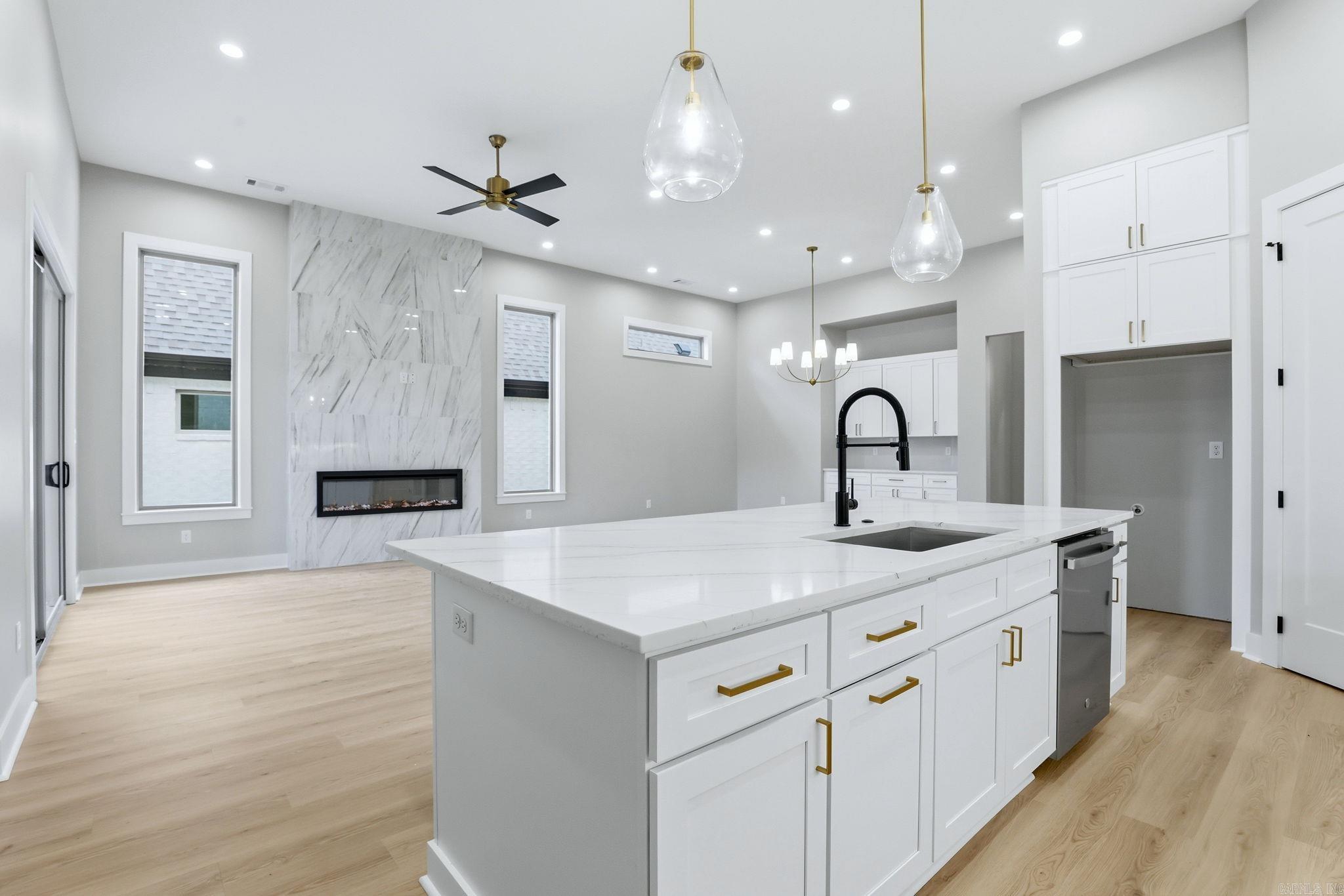 26 Mountain Brook Road Little Rock, AR 72223