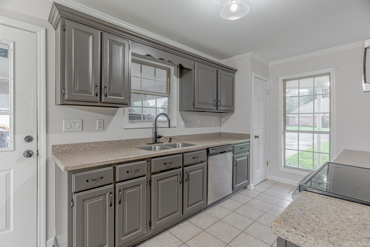 504 Honeysuckle  Trumann, AR