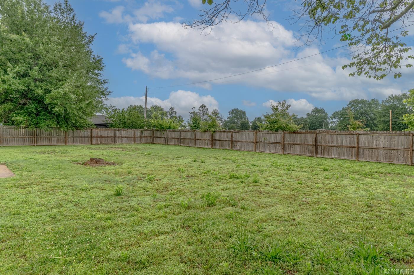 504 Honeysuckle  Trumann, AR